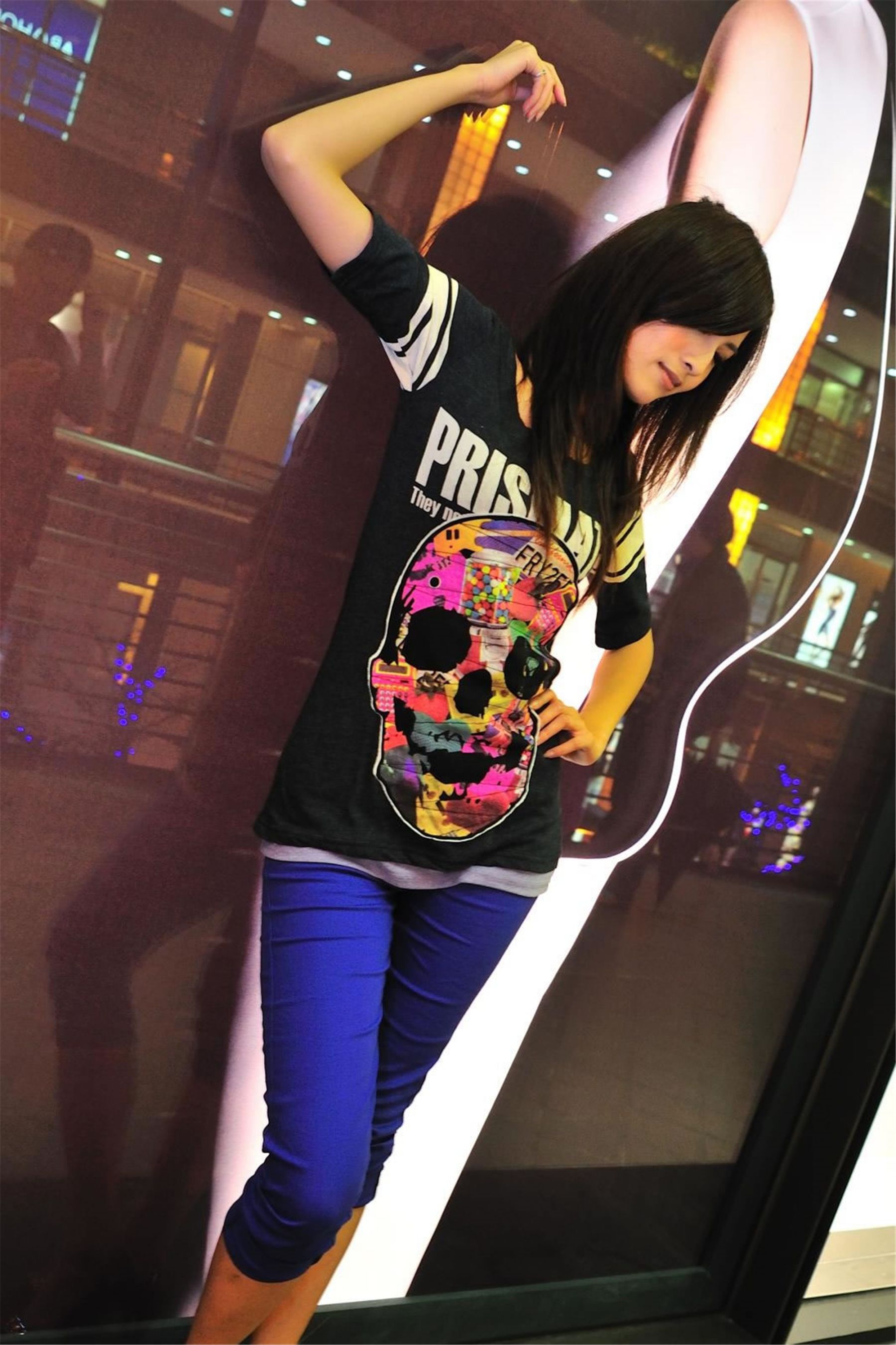 杜可薇Avy《百变邻家女孩》_第1张