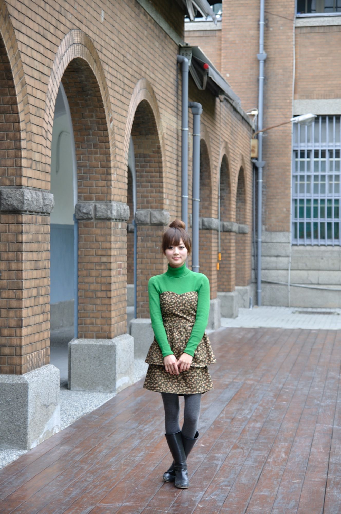 张允霏/果子MM《台大外拍》第5部_第5张