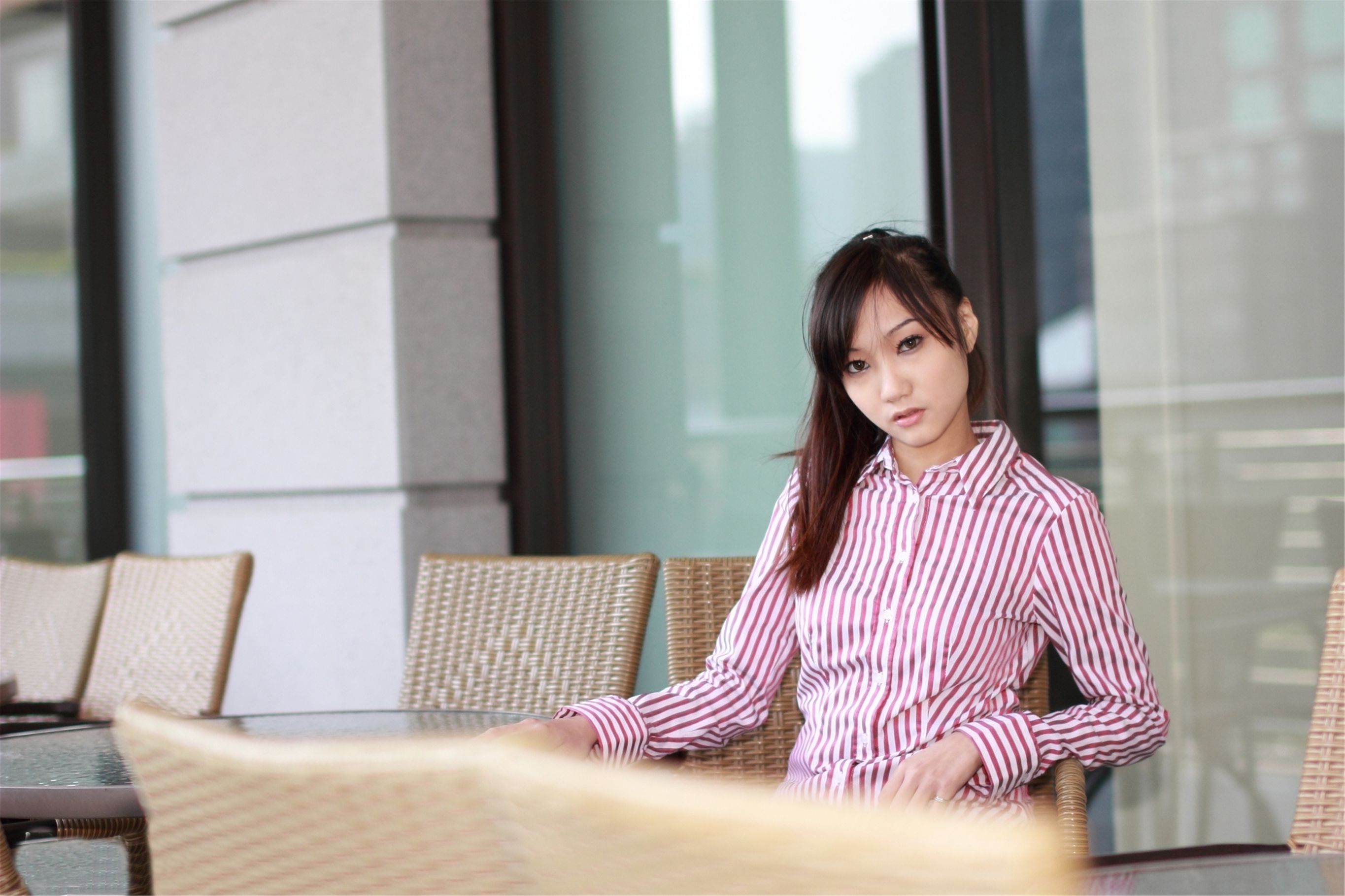 Tina陈思婷《筩玥下午茶外拍》_第1张