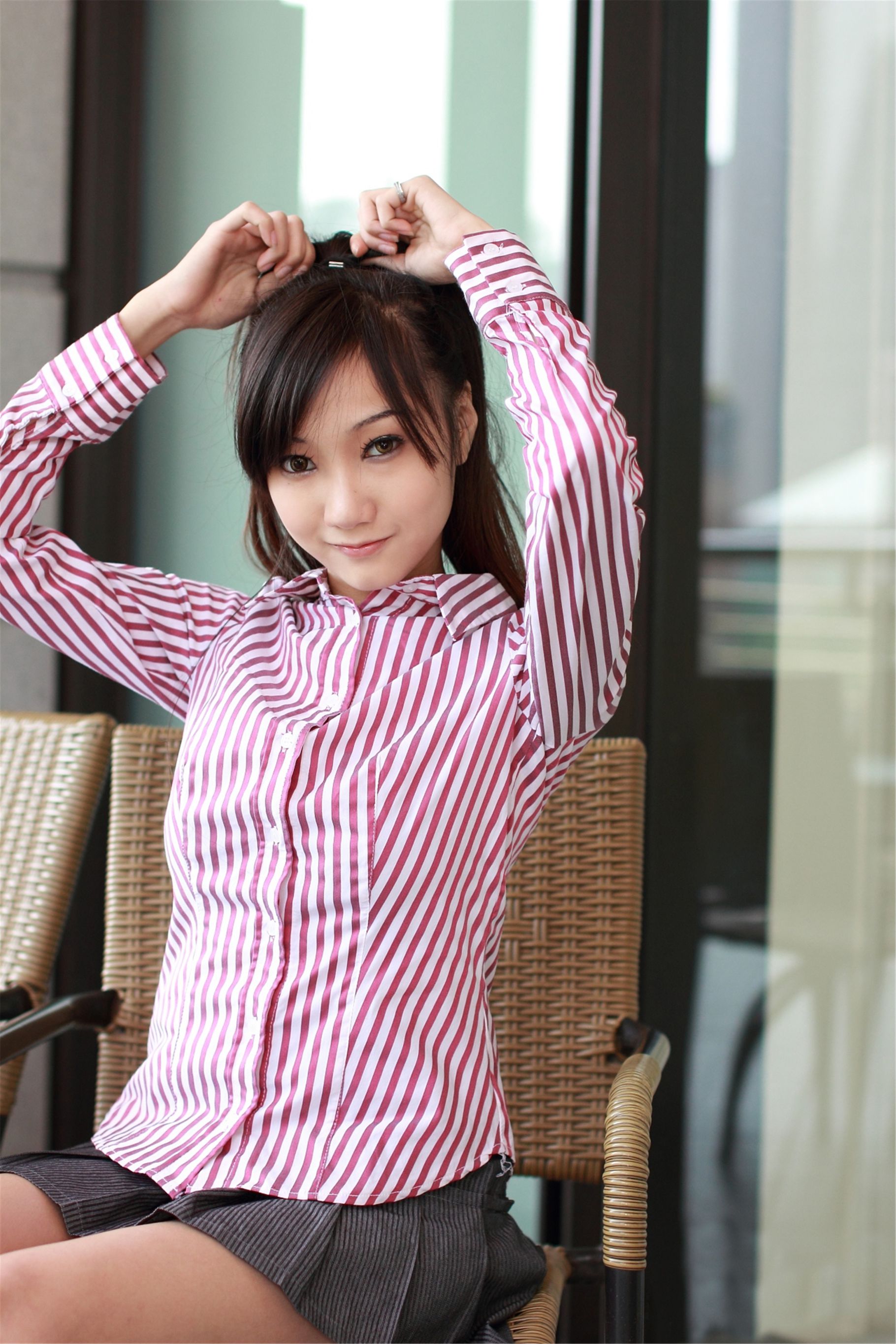 Tina陈思婷《筩玥下午茶外拍》_第4张