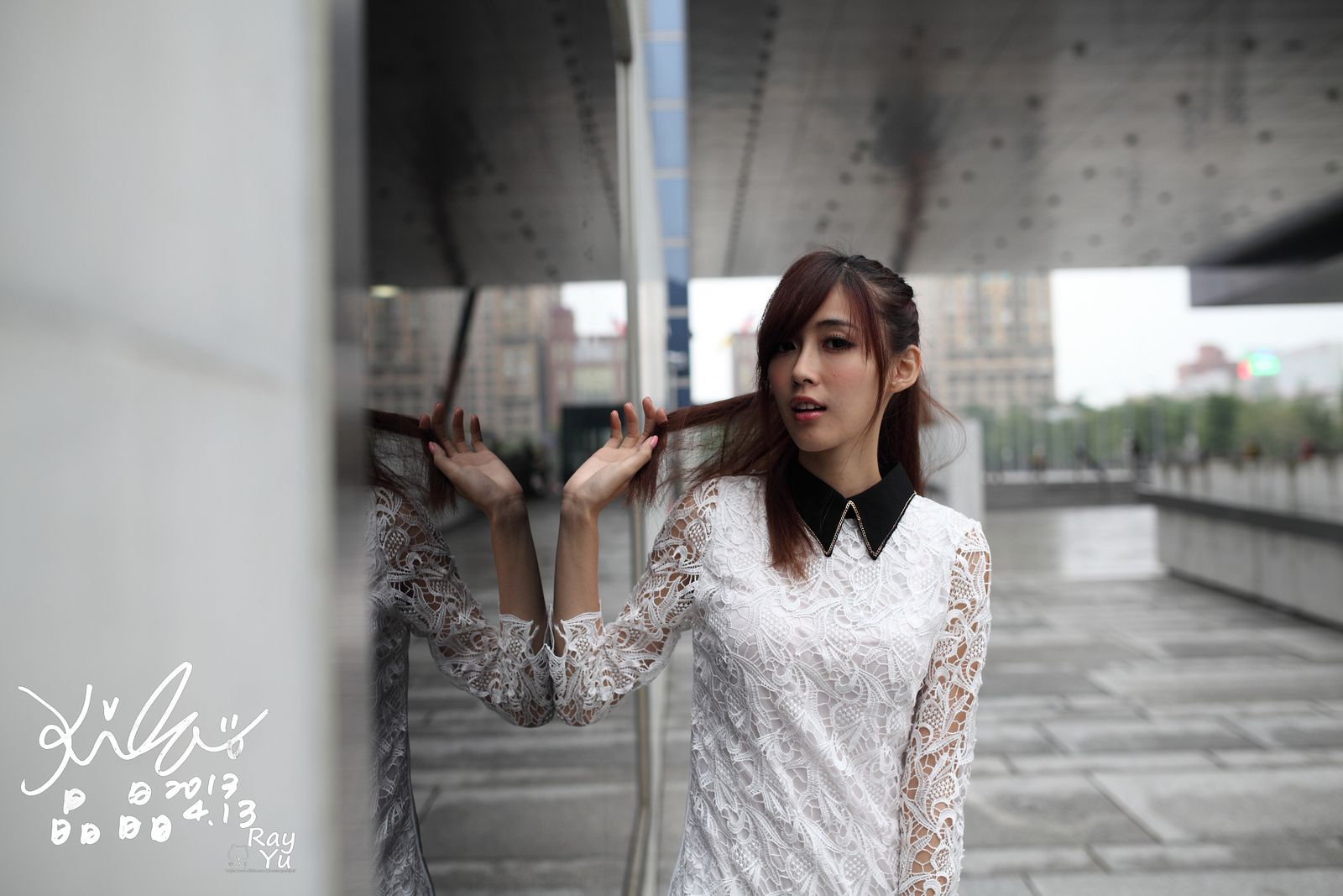 Kila晶晶/廖挺伶《2套黑丝街拍图片》_第5张