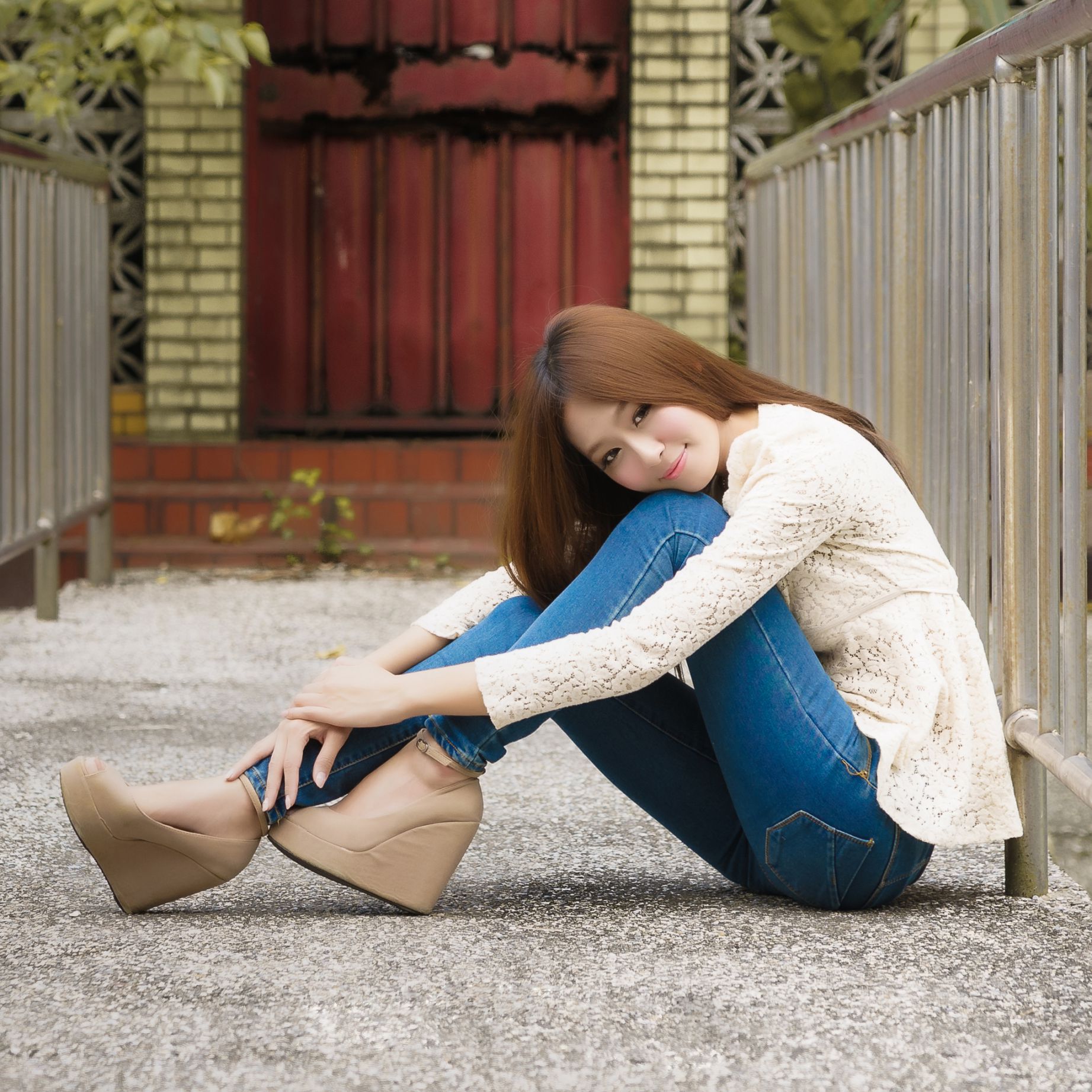 winnie小雪/庄温妮《紧身牛仔裤系列外拍》_第1张