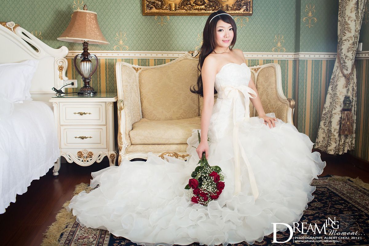 台湾网络红人Winnie小雪《清境?秋Dream Momen》婚纱篇_第4张