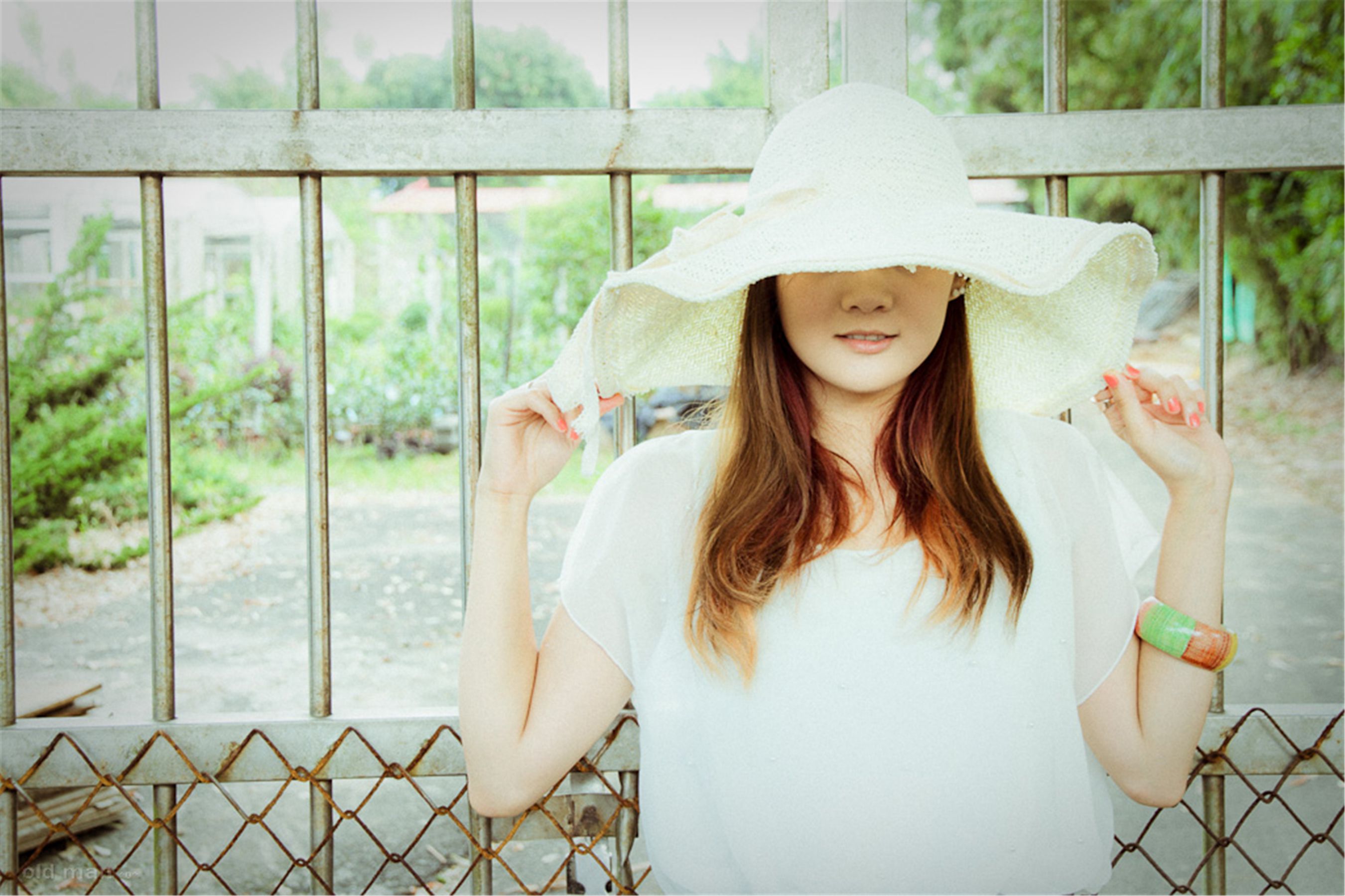 台湾模特熊维妮《美军宿舍随拍》_第4张