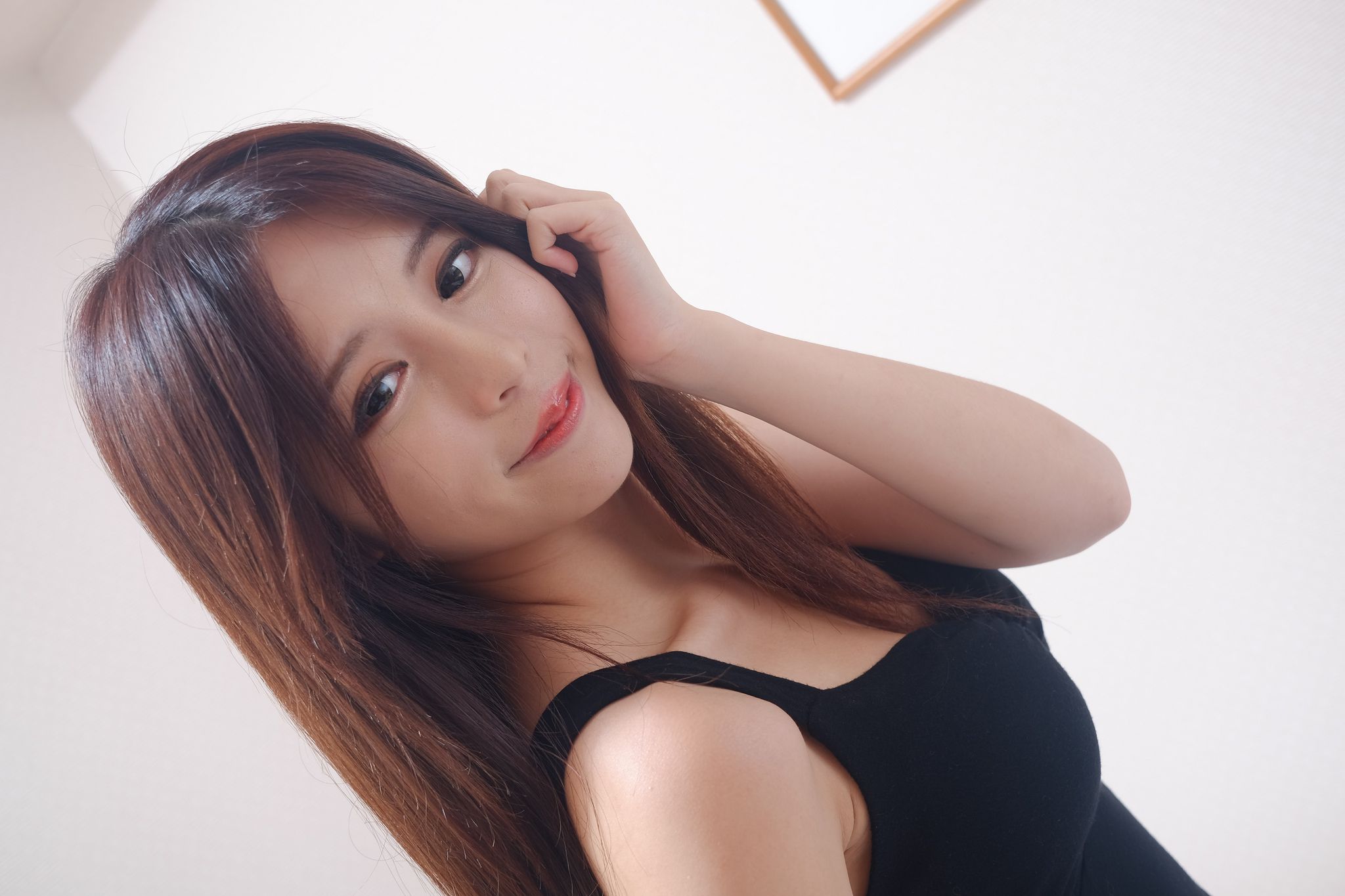 网红嫩模张齐郡JULIE《甜美吊带女神》_第4张