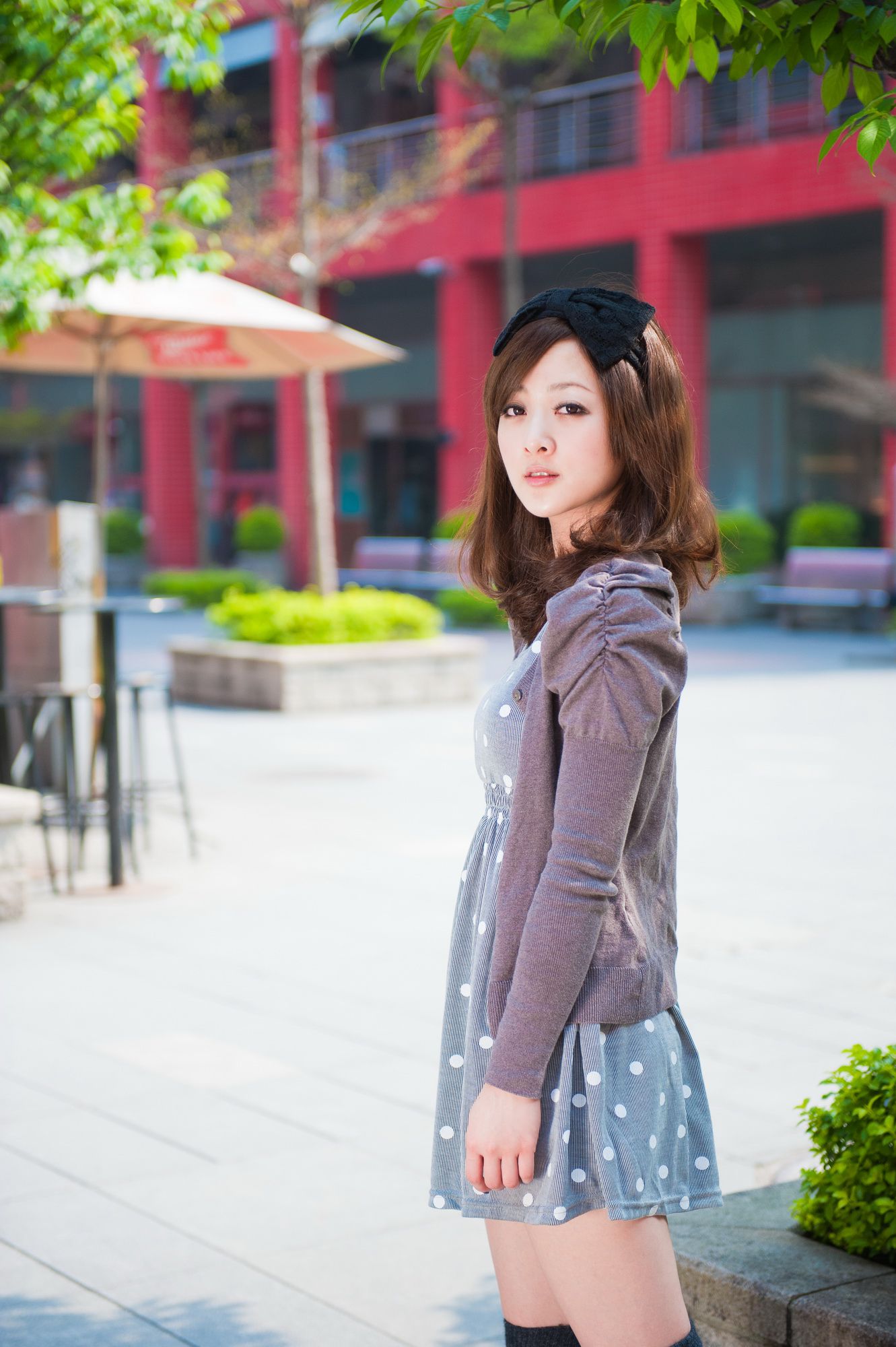 台湾美女果子MM《时装外拍》_第5张