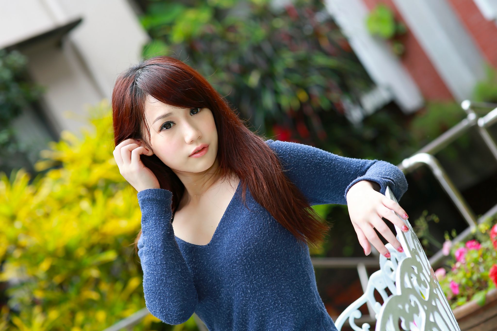 台湾正妹小容《甜美街拍图片》写真合集_第4张