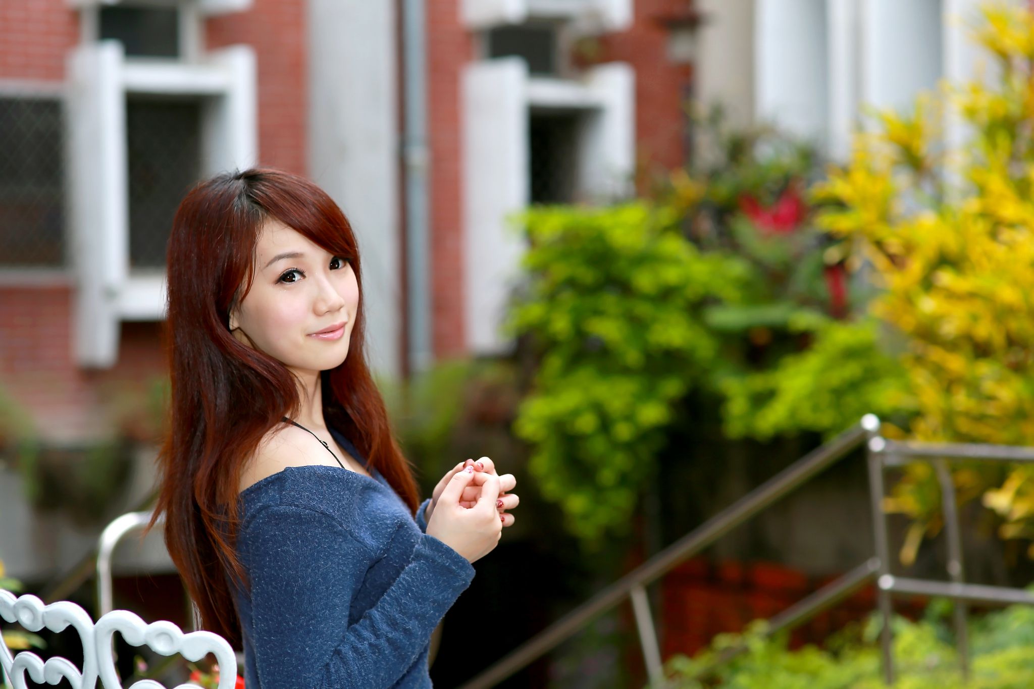 台湾正妹小容《甜美街拍图片》写真合集_第5张