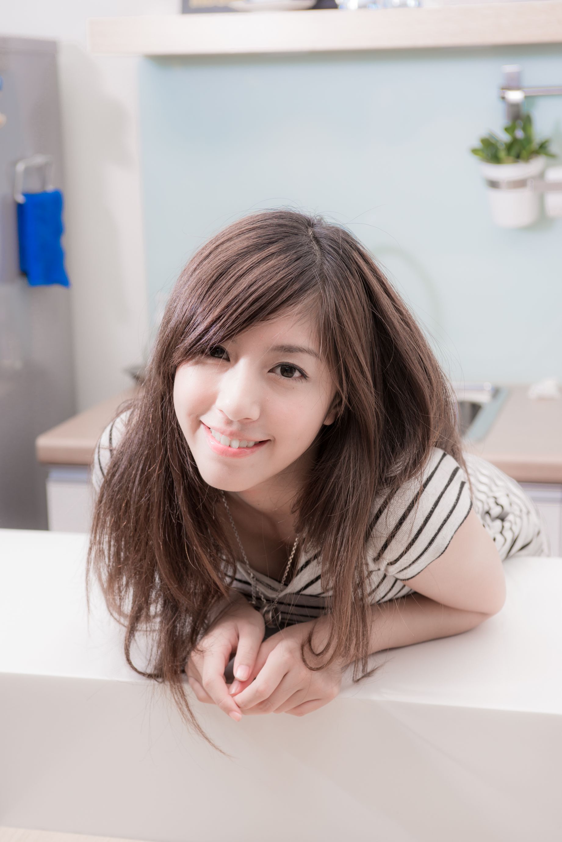 辜莞允、邱慧雯《极品台湾姐妹花》居家_第1张