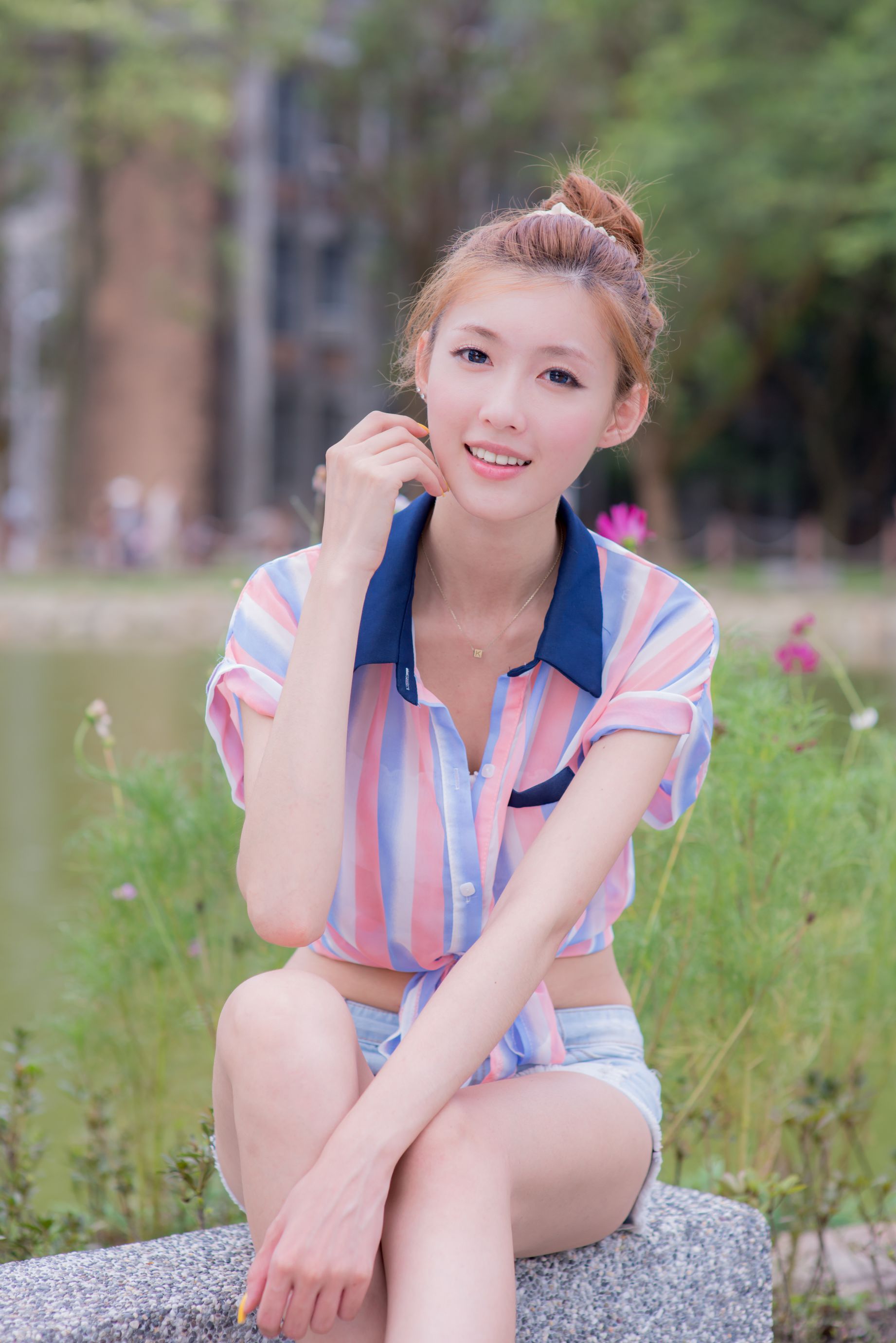 Kila晶晶/廖挺伶《小清新热裤美腿街拍》_第5张