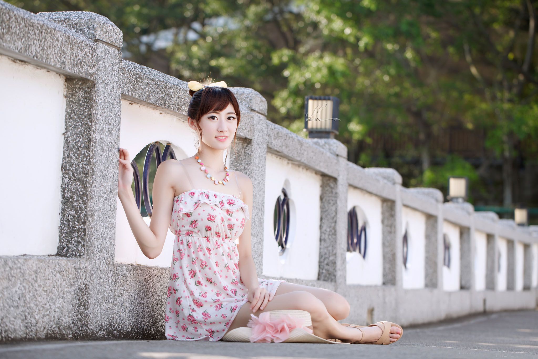 台湾模特Queena/林茉晶《公园外拍》_第1张