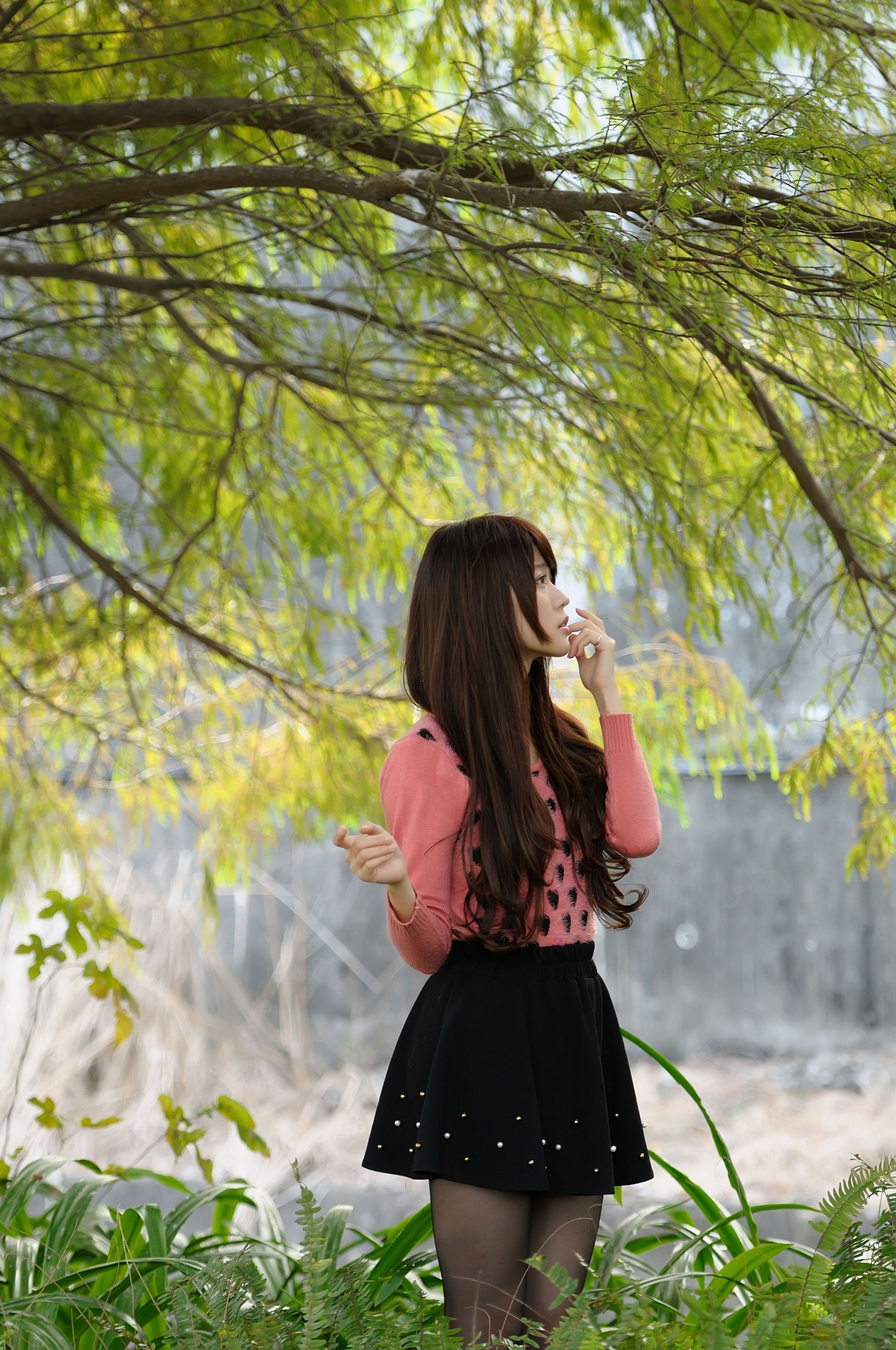 台湾美女俞瑄White/邱俞瑄《校园外拍》_第2张