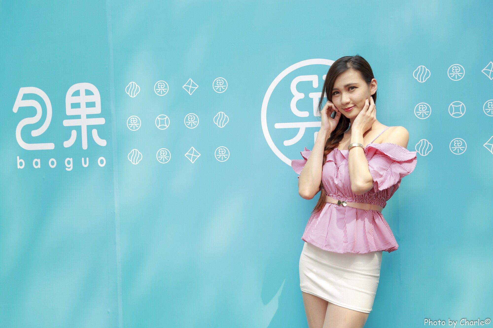 [台湾正妹] 蔡译心Candice《師範大學外拍》3套服装_第1张