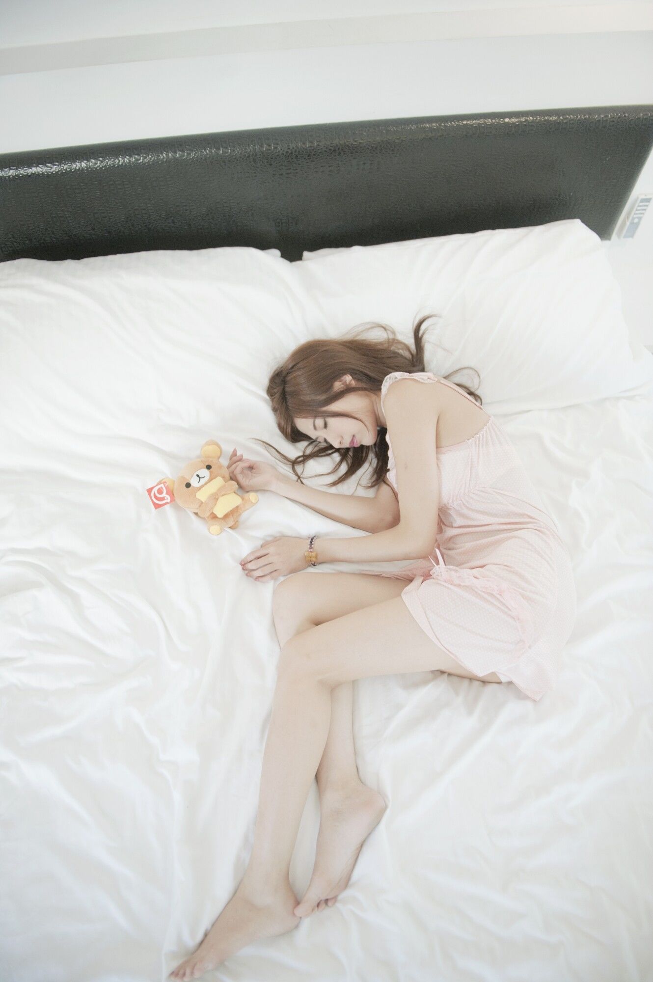 [台湾正妹] Agant小静 旅拍共三套服装_第1张