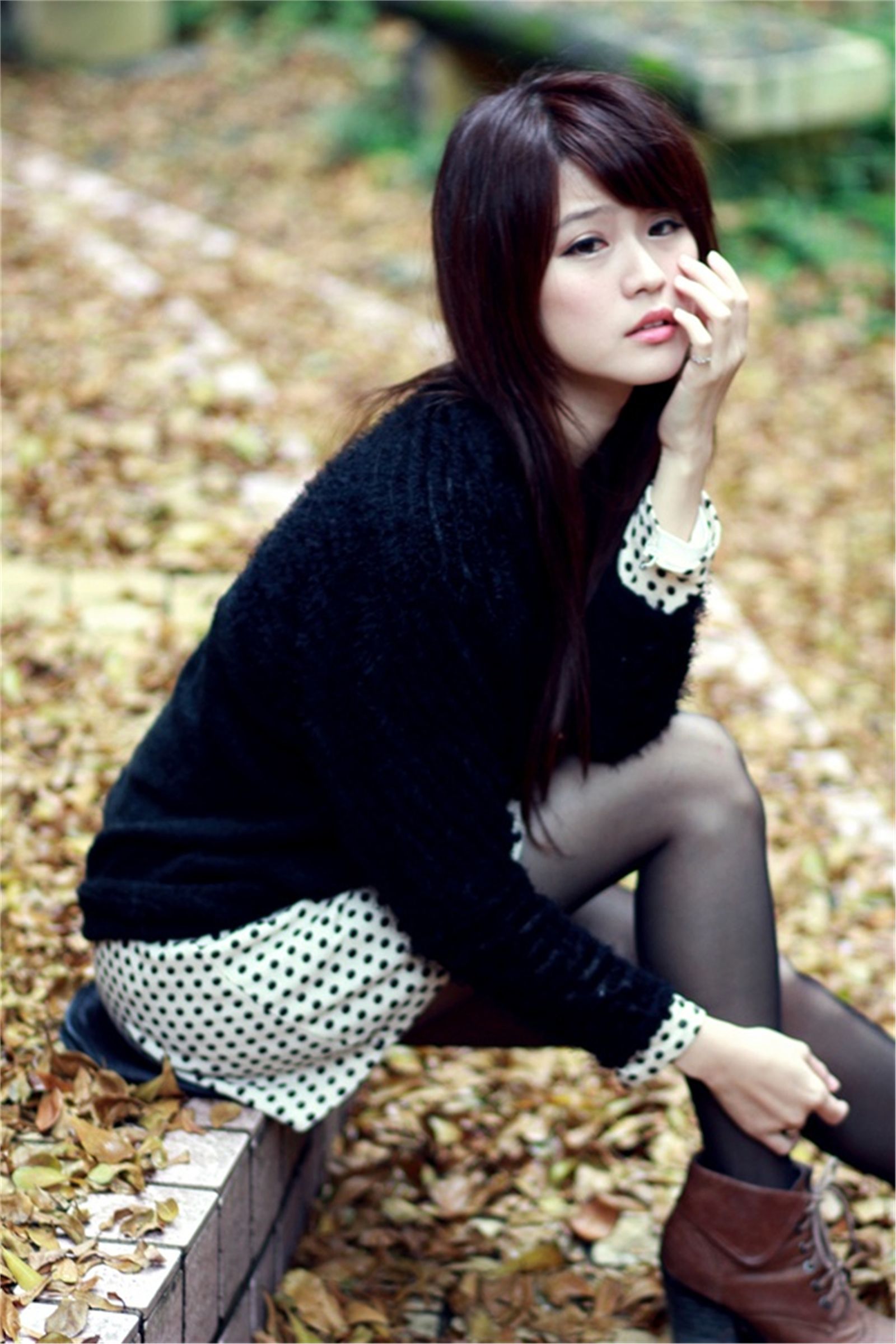 [台湾正妹] 邱俞瑄(渔瑄)+白白《校园卖萌外拍》_第1张