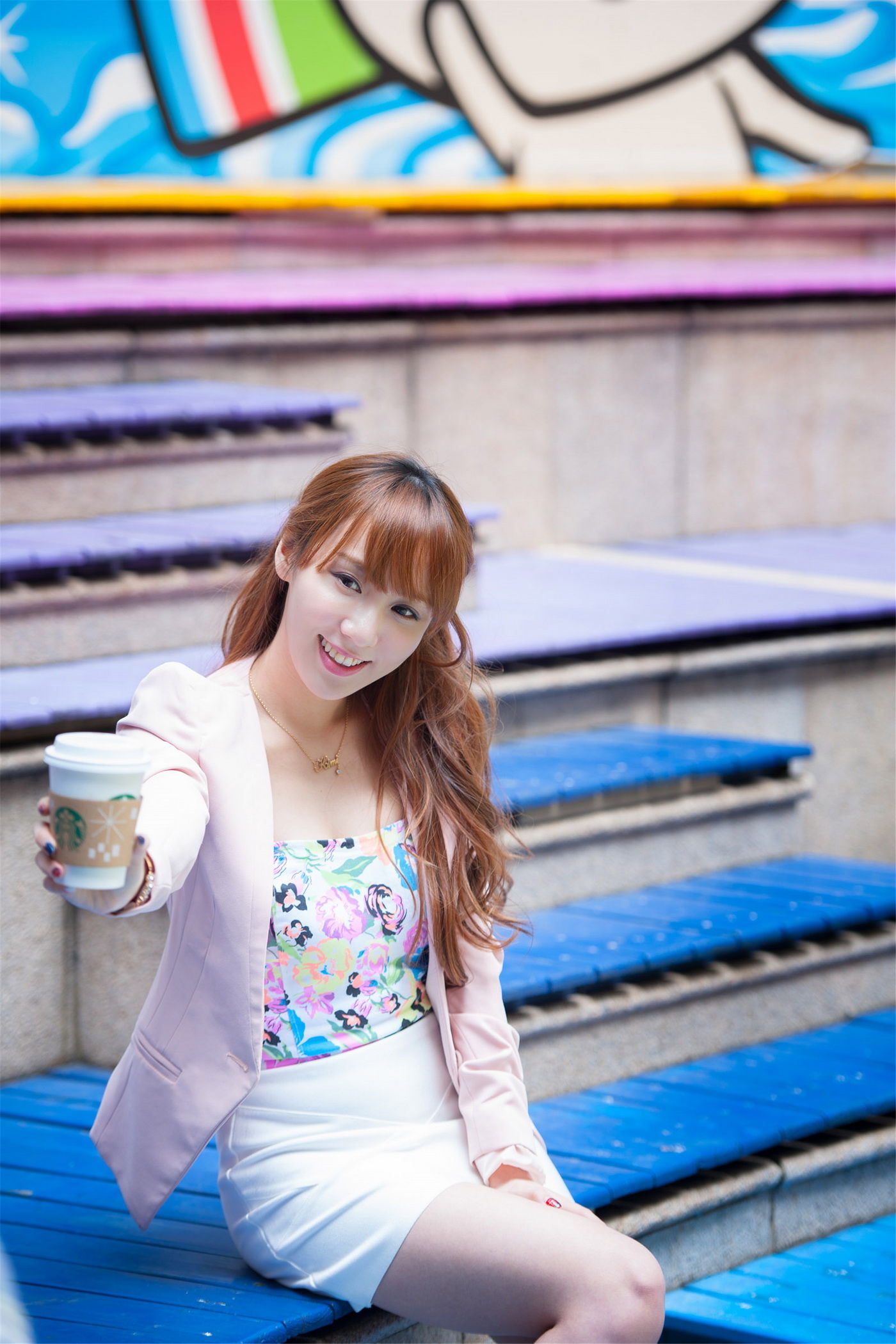 [台湾网红美女] Kimi步/吕思莹《时尚外拍》_第1张