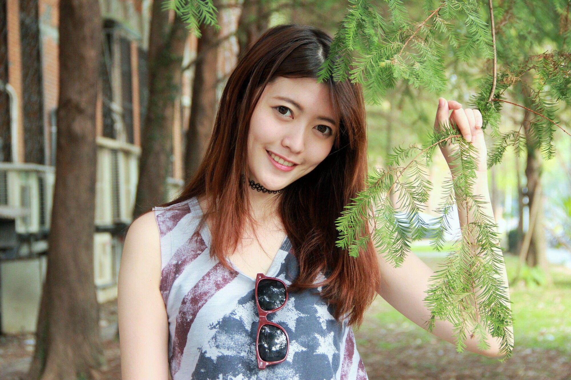 [台湾网红美女] 黄品瑄《台湾大学外拍》_第1张