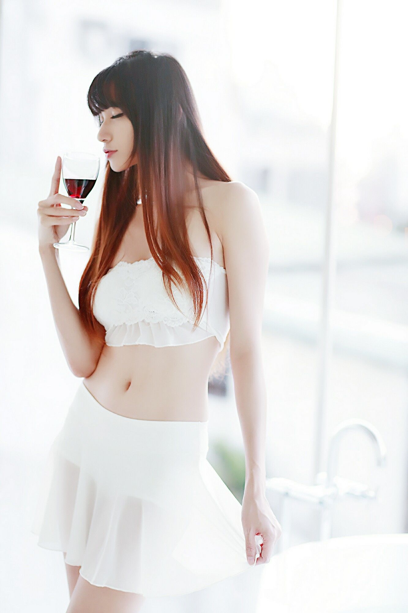 [台湾嫩模] 蔡译心 - 棚拍5套服装合集_第3张