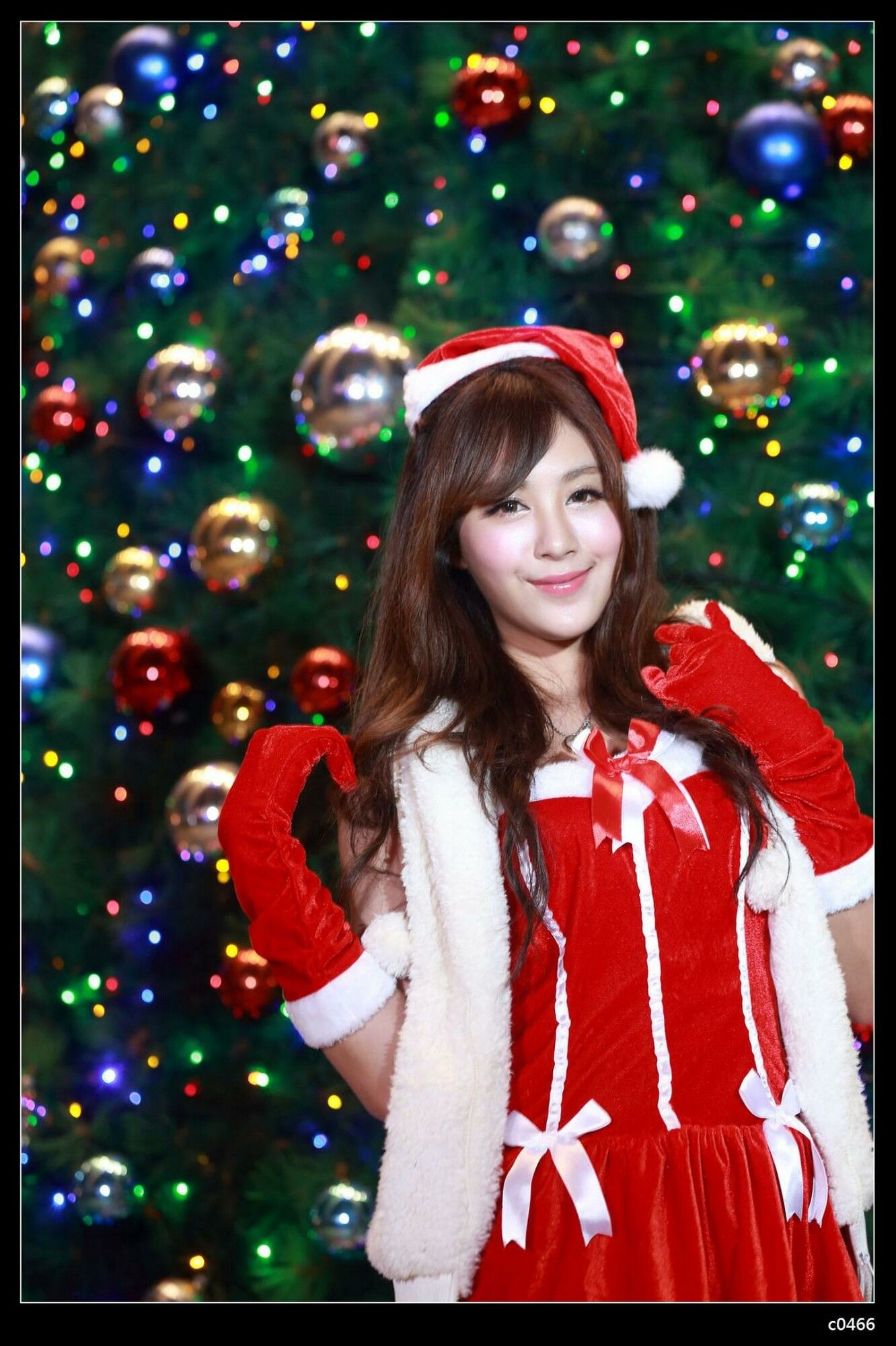 [台湾嫩模] Miso夏晴 - 圣诞夜拍_第2张