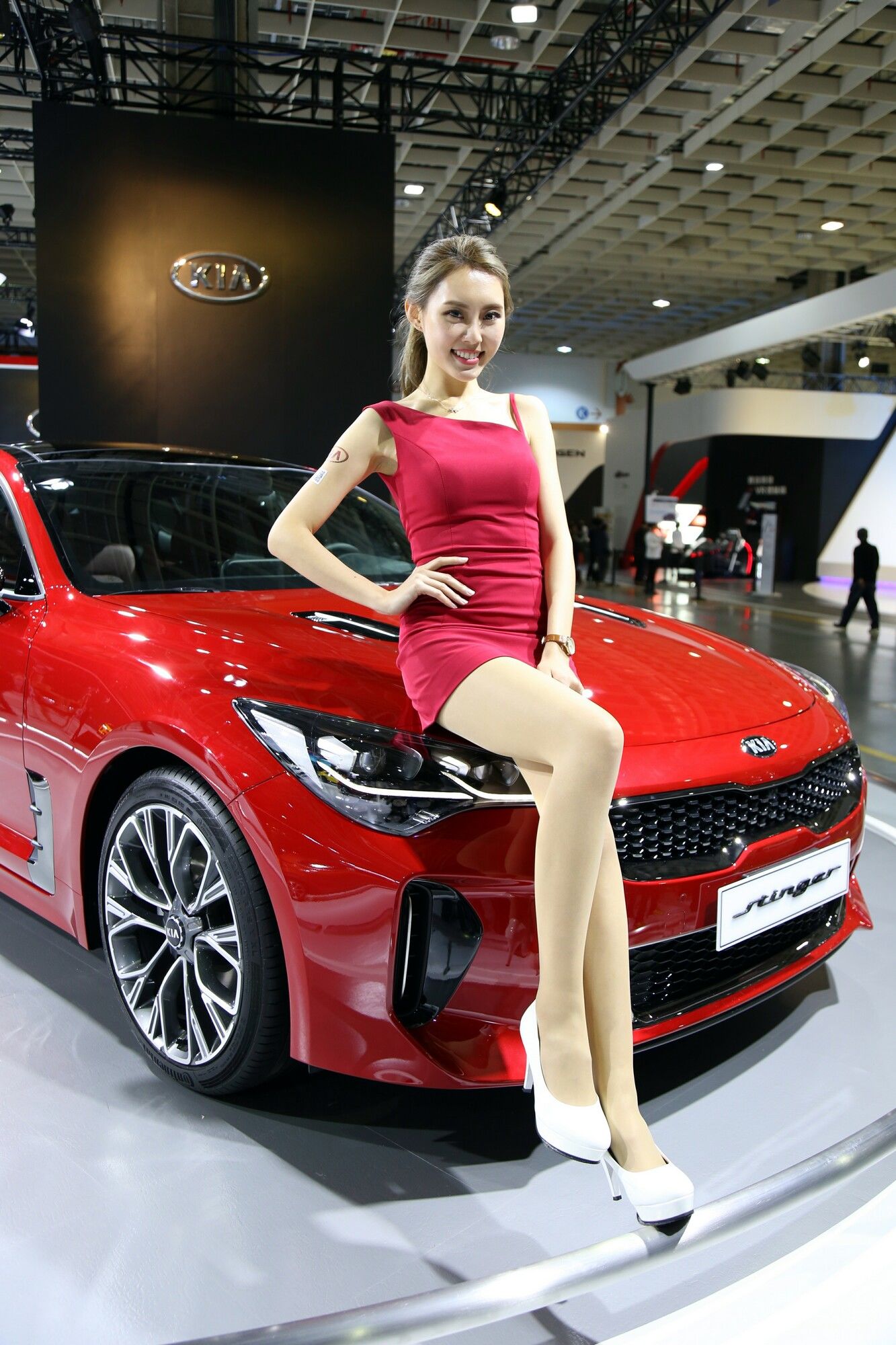 [台湾嫩模] Queenie(Q尼) - 2018年台北車展_第2张