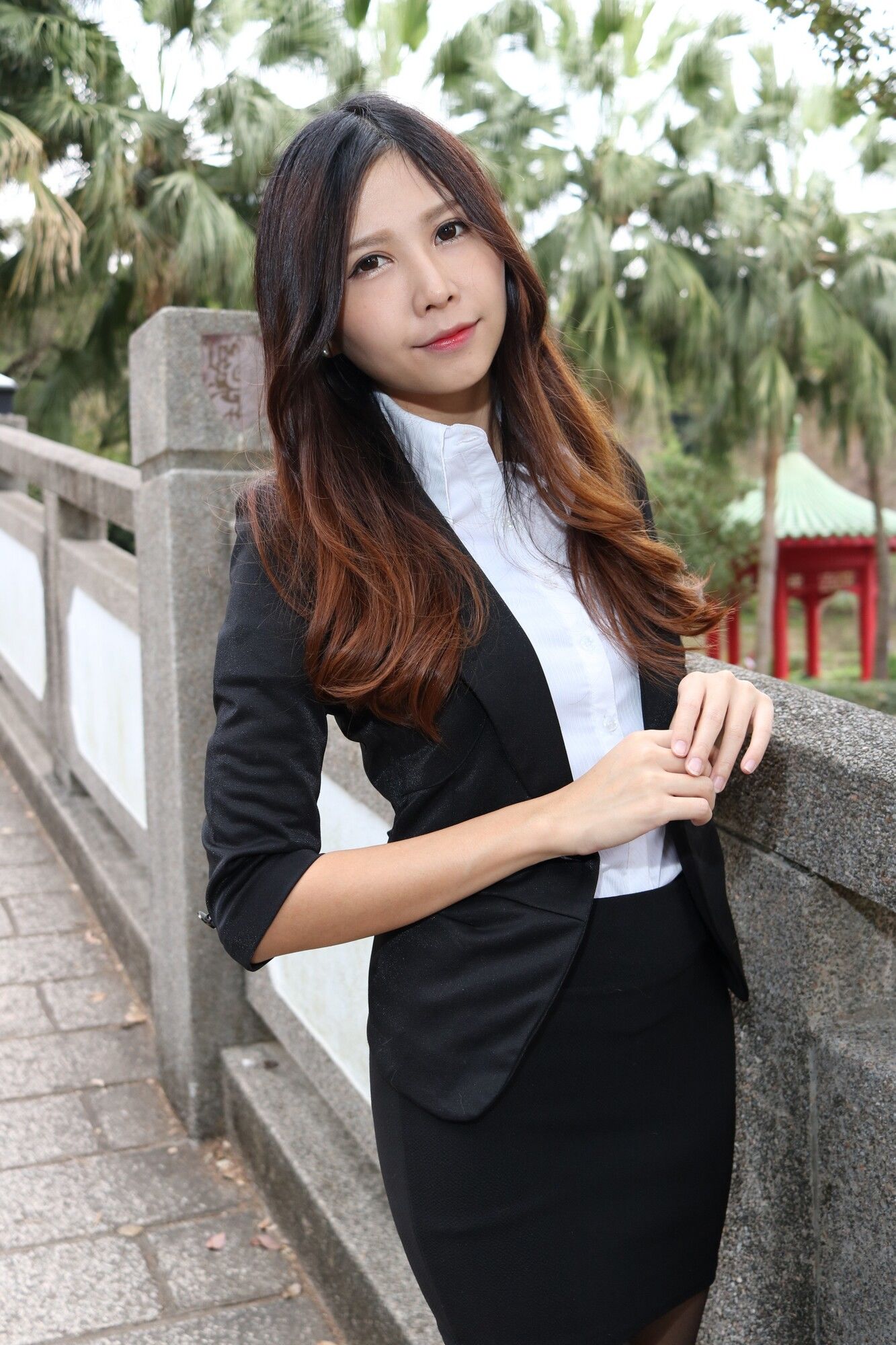 [台湾嫩模] Zooey《中文大學OL黑絲美腿》_第5张