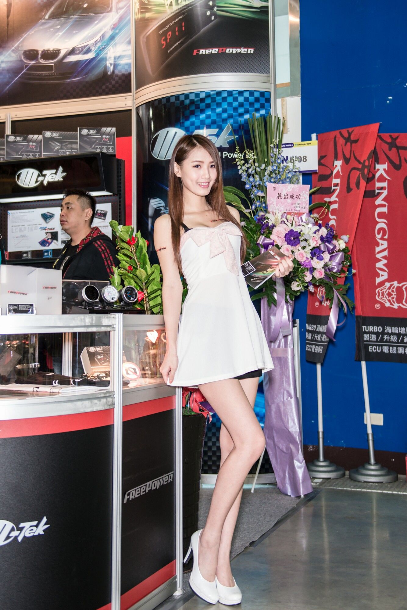 [台湾嫩模展会系列] 汽配展&巨砲連隊記者會 图片合集_第2张