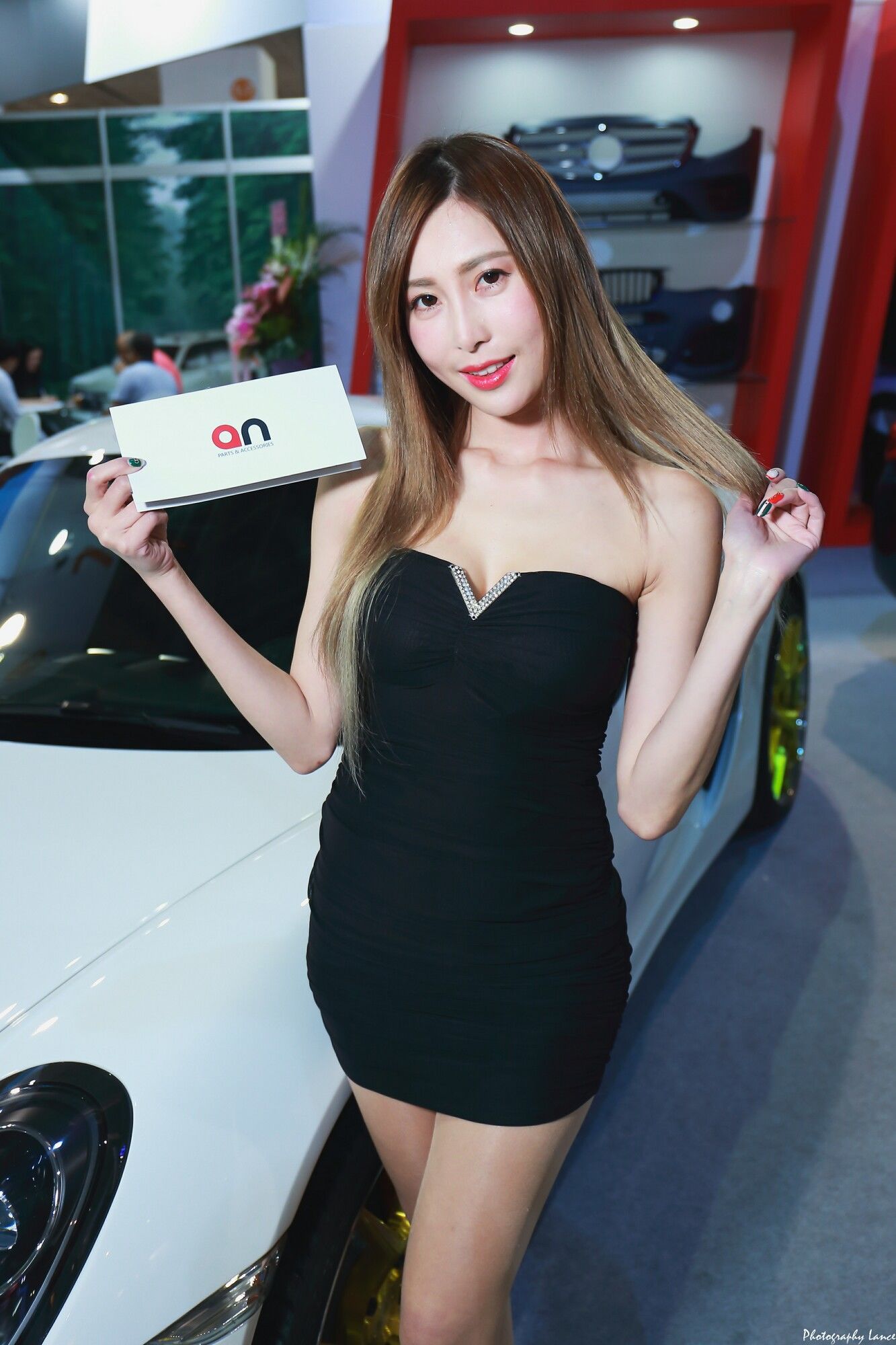 [台湾嫩模展会系列] 2018台北國際汽車零配件+機車產業展覽會拍摄图片合集_第3张