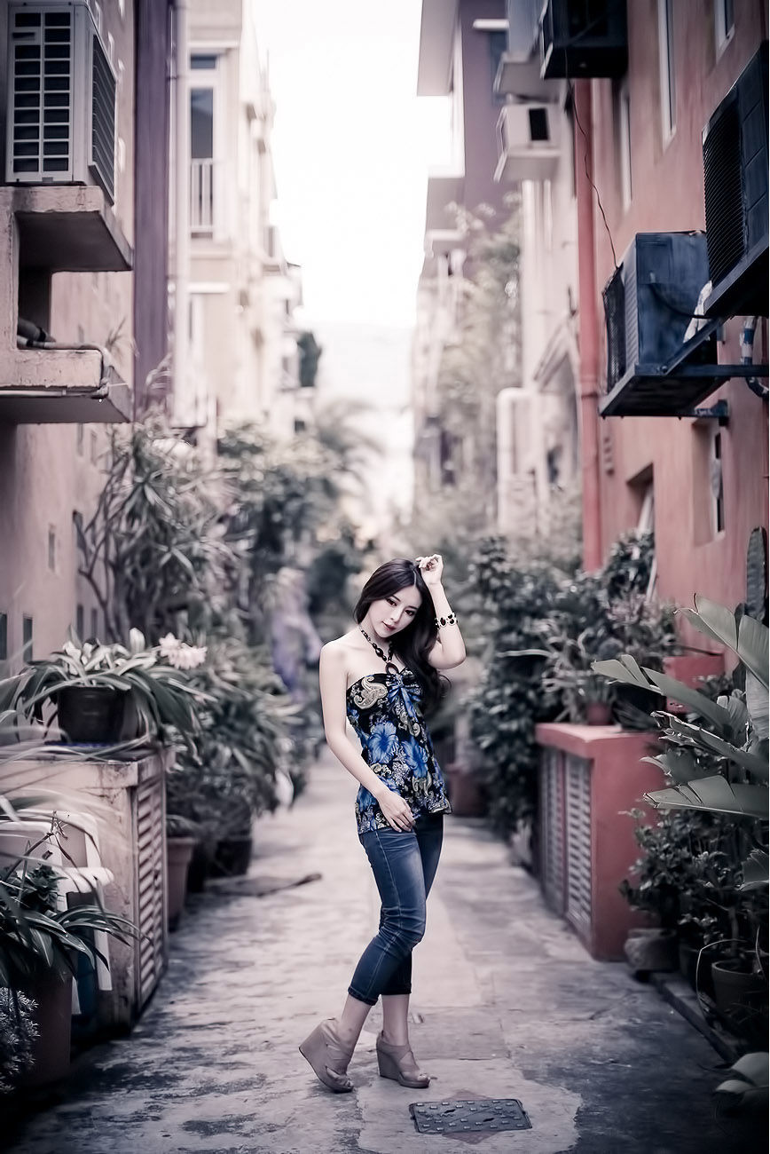 [台湾正妹] 大眼正妹张齐郡《炫彩外拍》_第5张