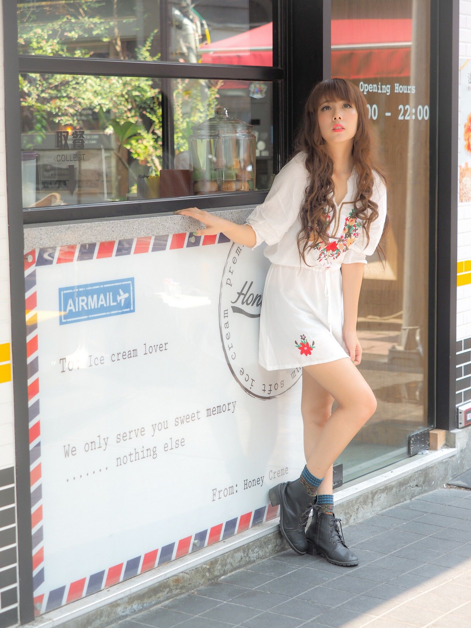 [台湾女神] 捲捲《東區街拍》_第5张