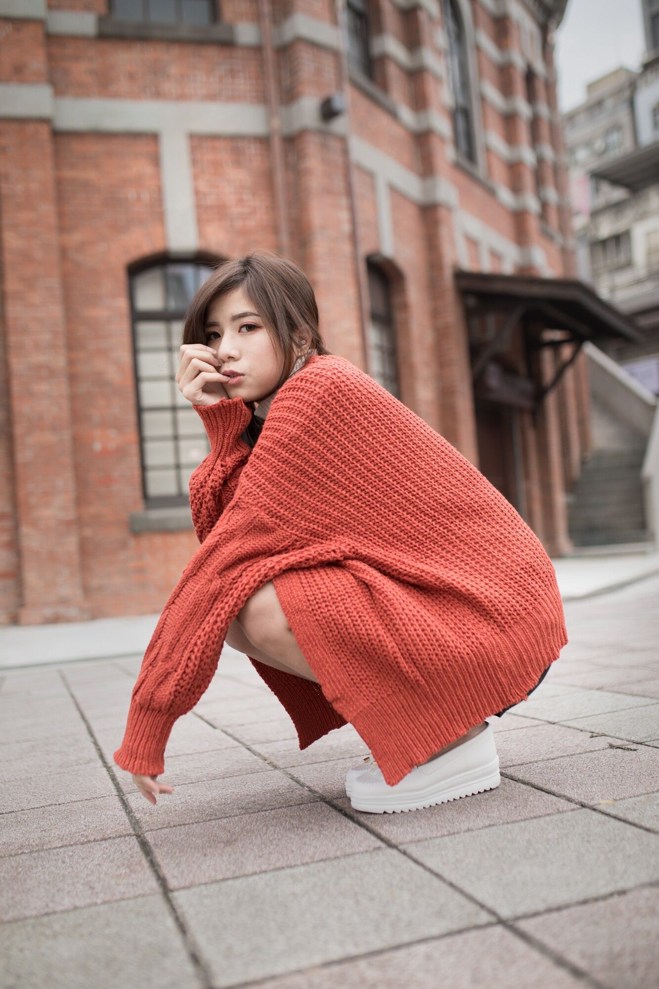 [台湾女神] 方唯真《西門町街拍（三套服装）》_第1张