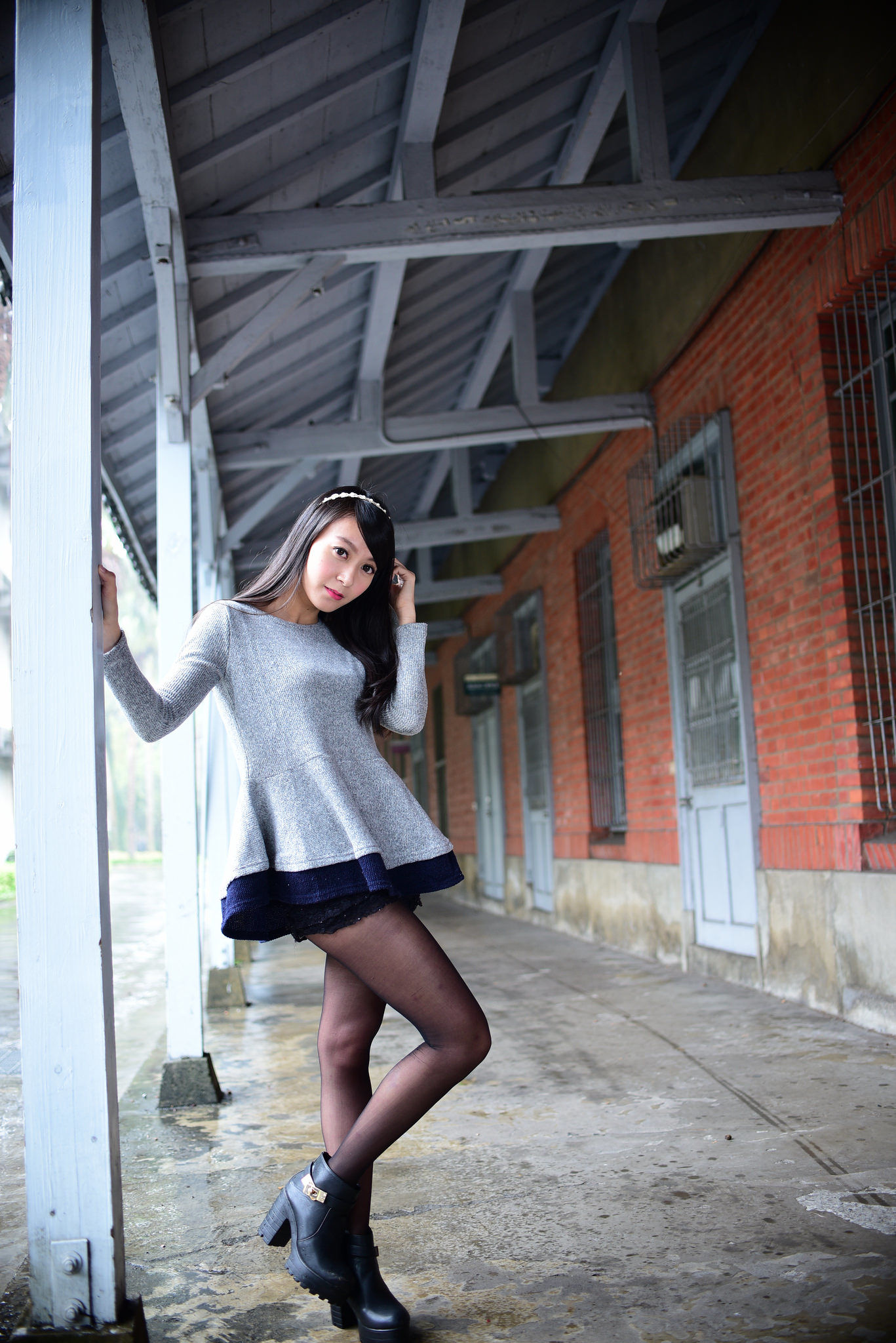 [台湾正妹] 攸攸《台灣大學外拍》_第1张