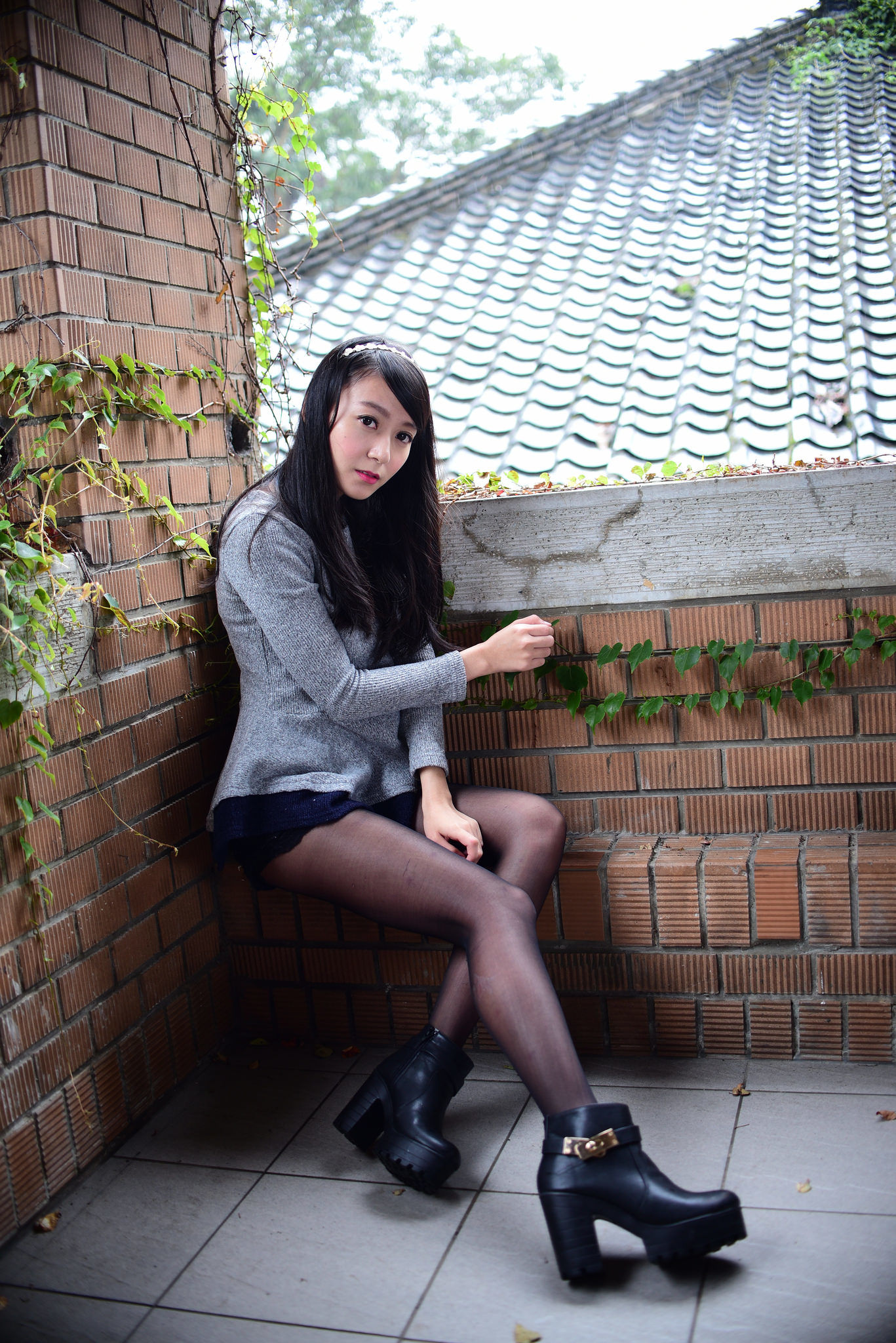 [台湾正妹] 攸攸《台灣大學外拍》_第5张