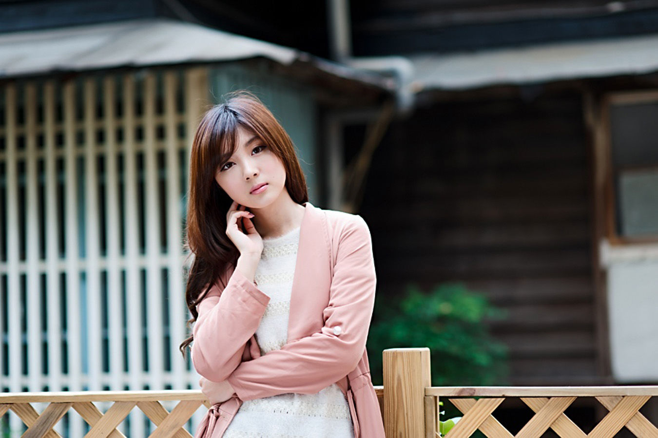 [台湾女神] 杨宜轩(小豬)《新竹東門城外拍》_第2张