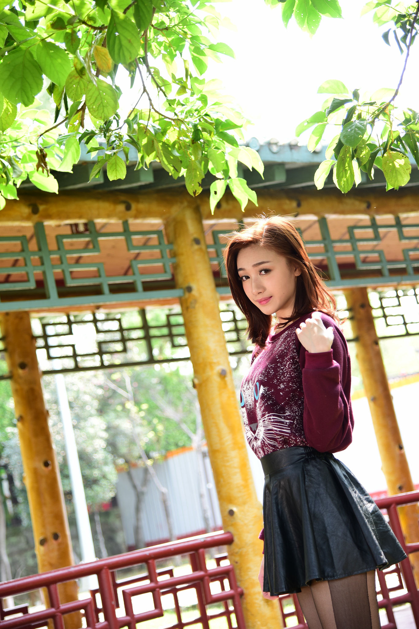 [台湾嫩模] 段璟乐/璟樂《雙溪公園 外拍（三套服装）》_第1张