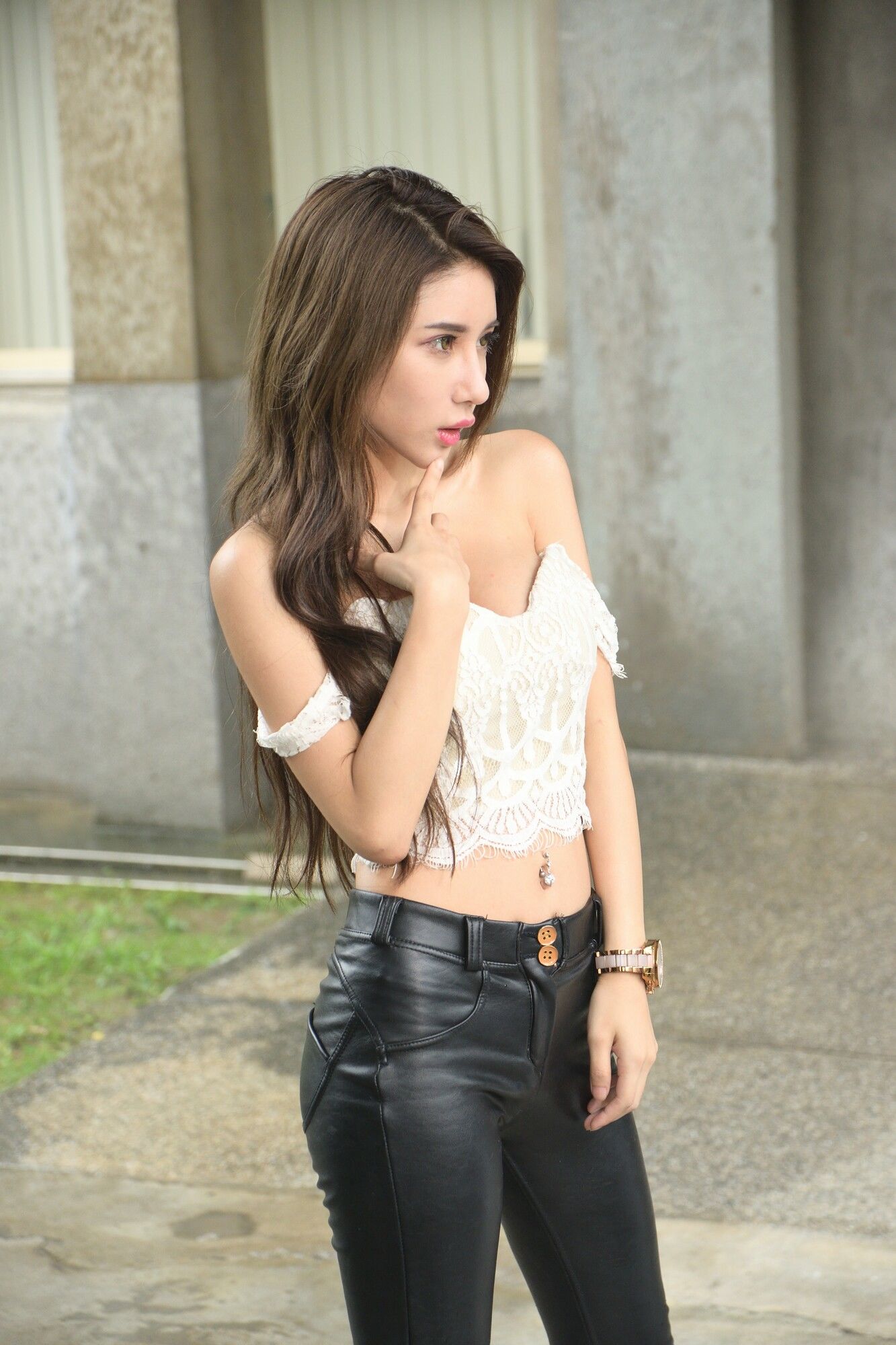 [台湾正妹] 沈雅琪(沈琪琪/沈七七)《皮裤少女》_第1张