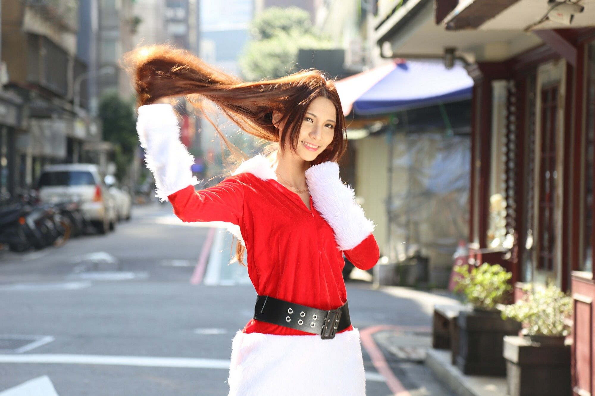 [台湾正妹] 蔡译心Candice《长腿圣诞女郎街拍》_第3张