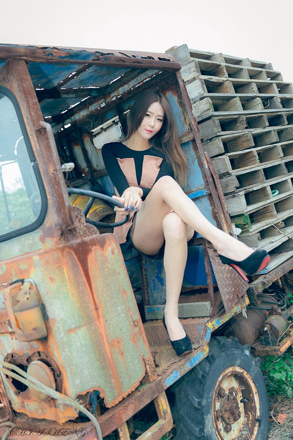 [台湾正妹]  Winnie 时装外拍_第4张