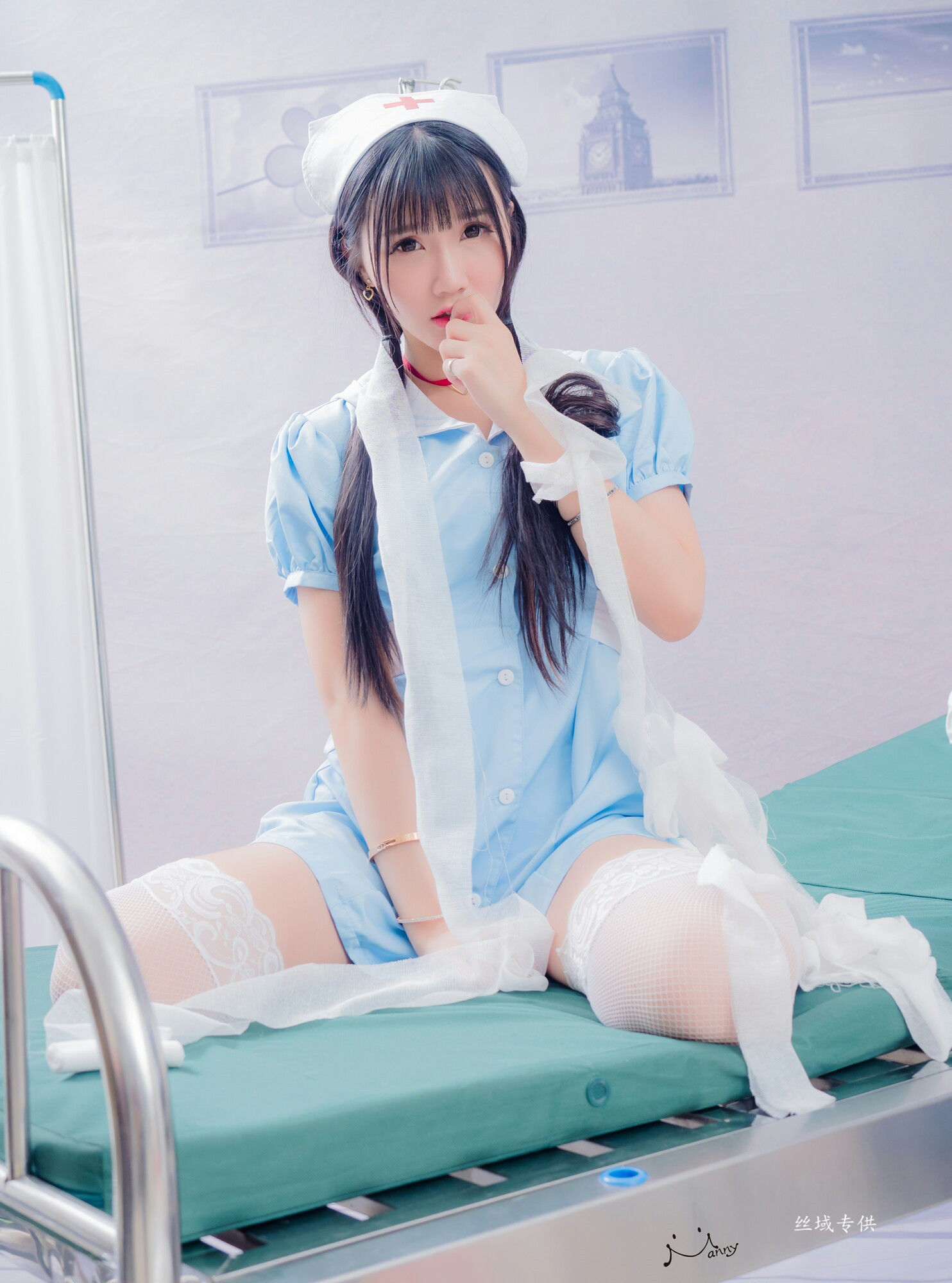 [台湾正妹] 喬喬兒 粉蓝護士風_第1张