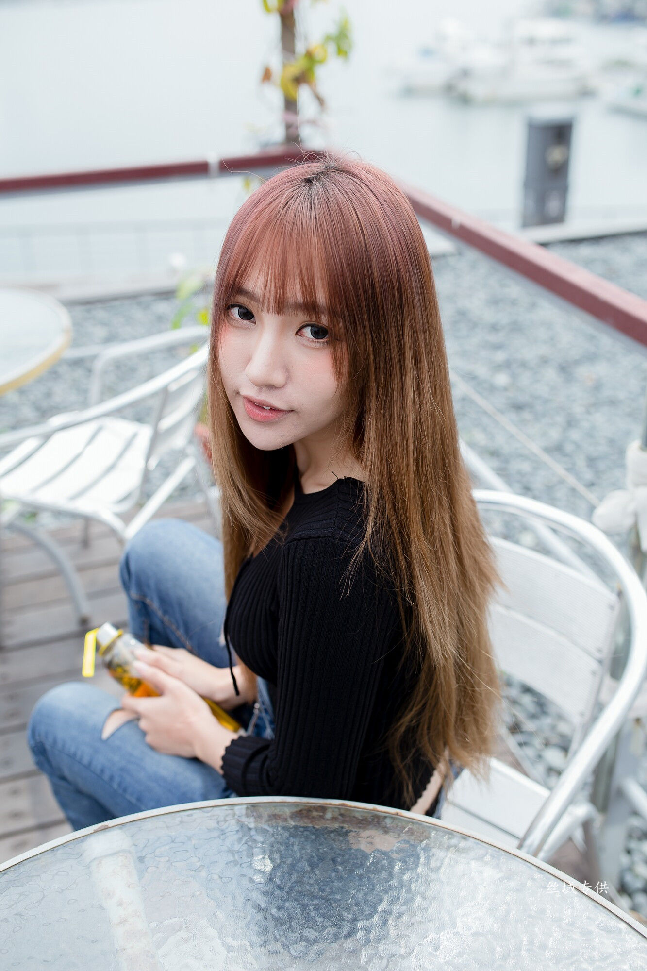 [台湾正妹] 比比 牛仔紧身裤_第4张