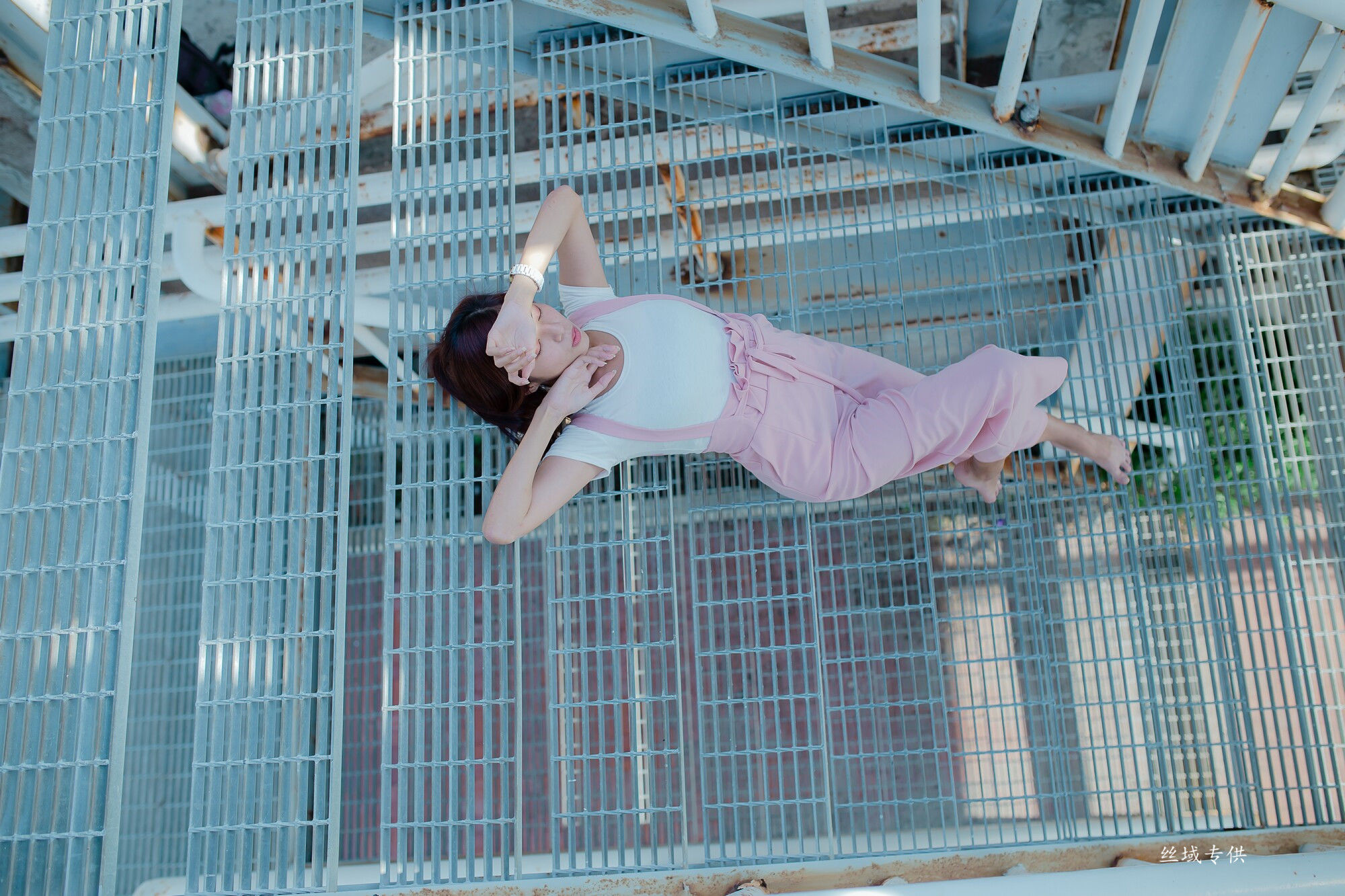 [台湾正妹] 方唯真 制服_第5张