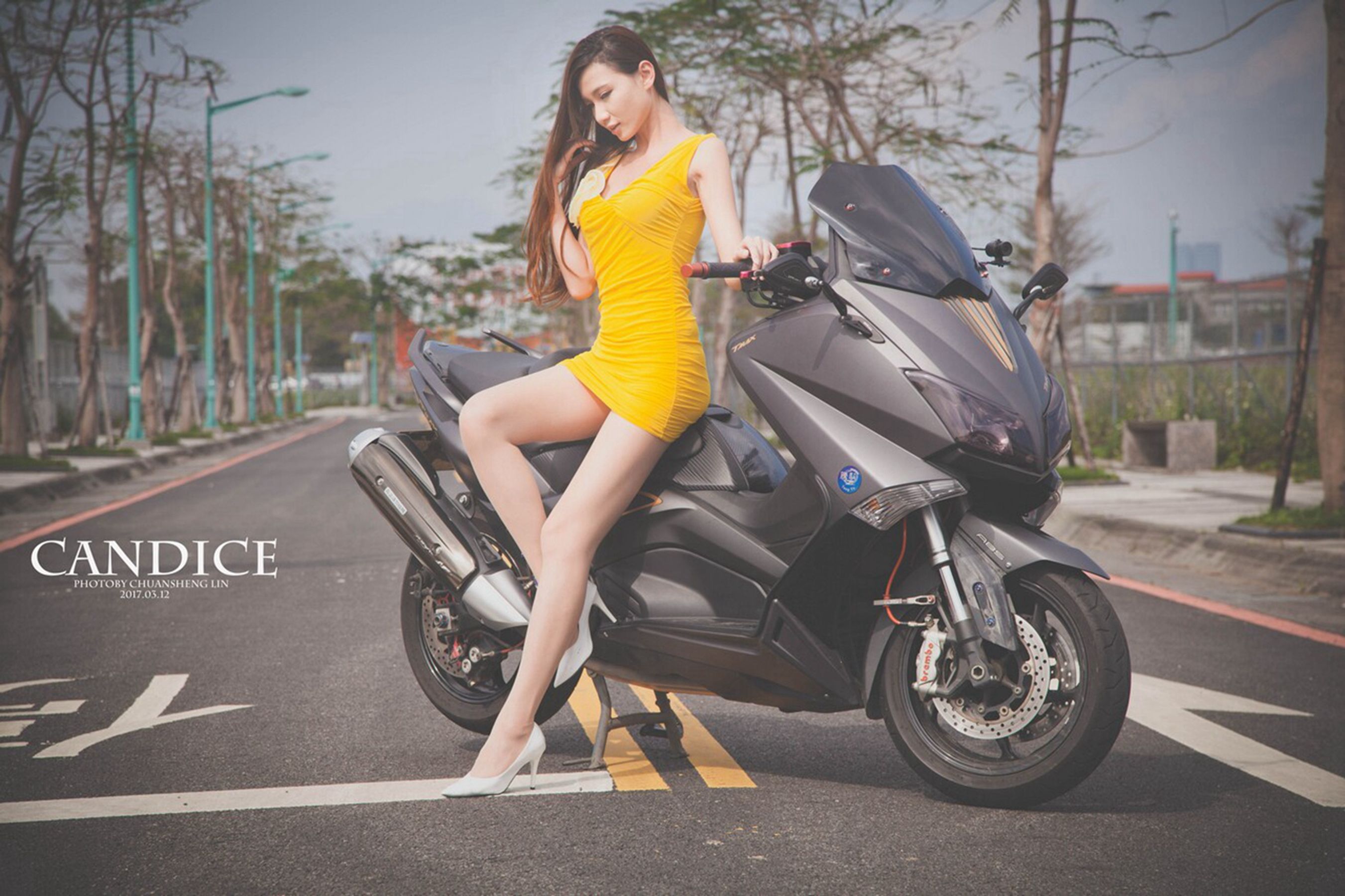 [台湾女神]  蔡译心Candice - 摩托机车时尚女郎_第1张