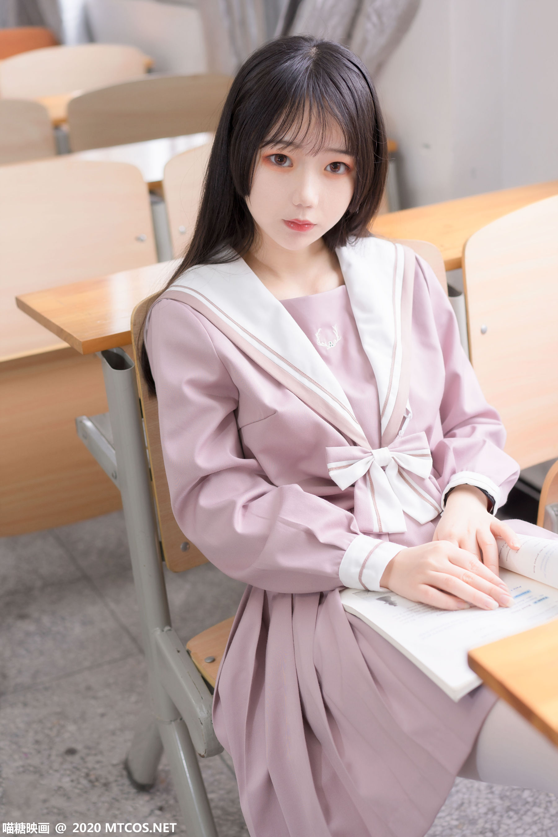 [喵糖映画] VOL.074 半度度度喵 - 粉色JK小姐姐_第1张