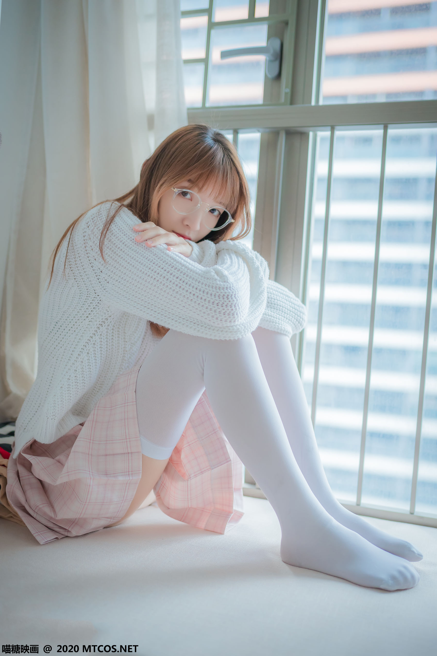 [喵糖映画] VOL.077 祖木子 粉格裙的眼睛娘_第1张
