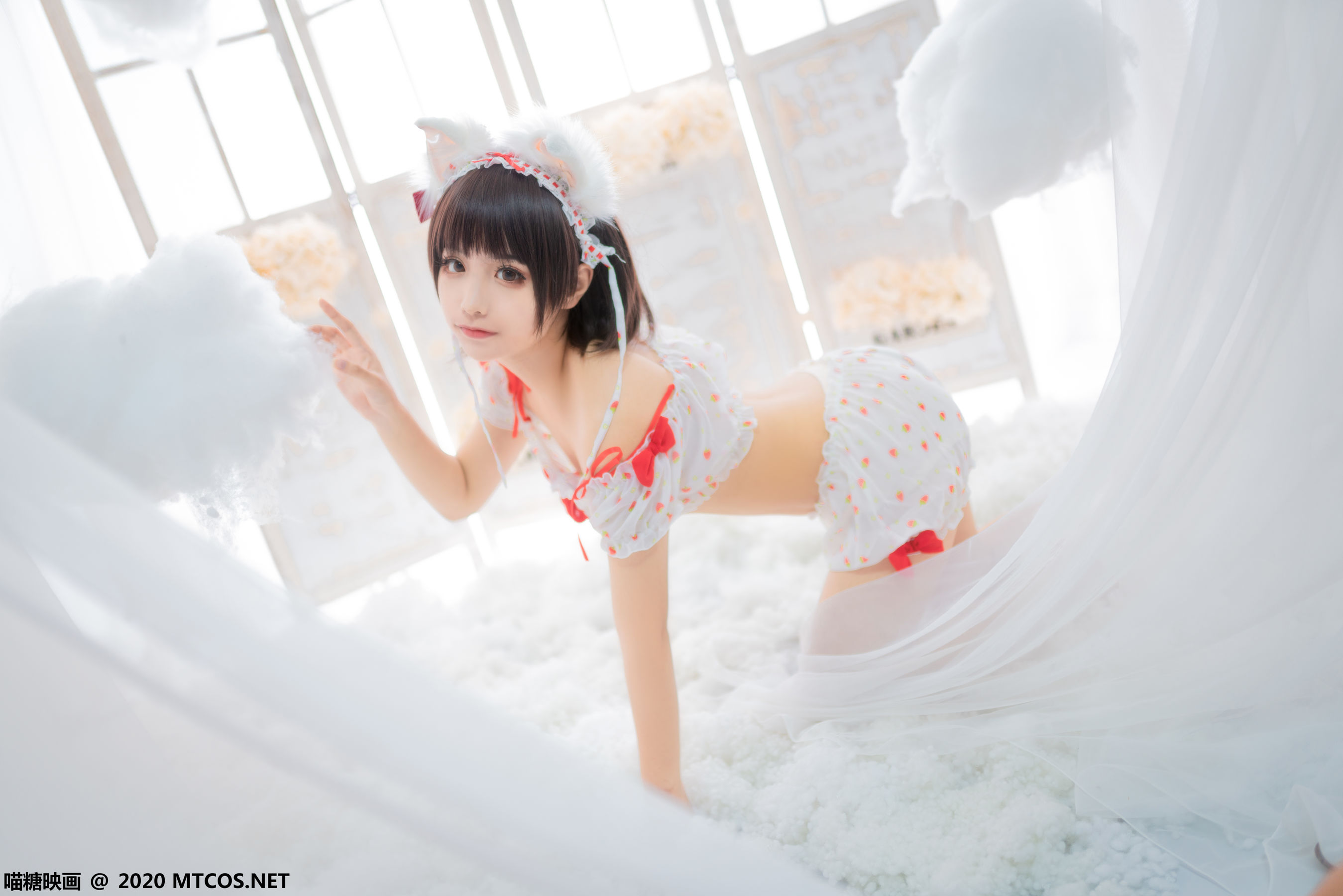 [喵糖映画] VOL.155 蠢沫沫 草莓印花小夜衣_第4张