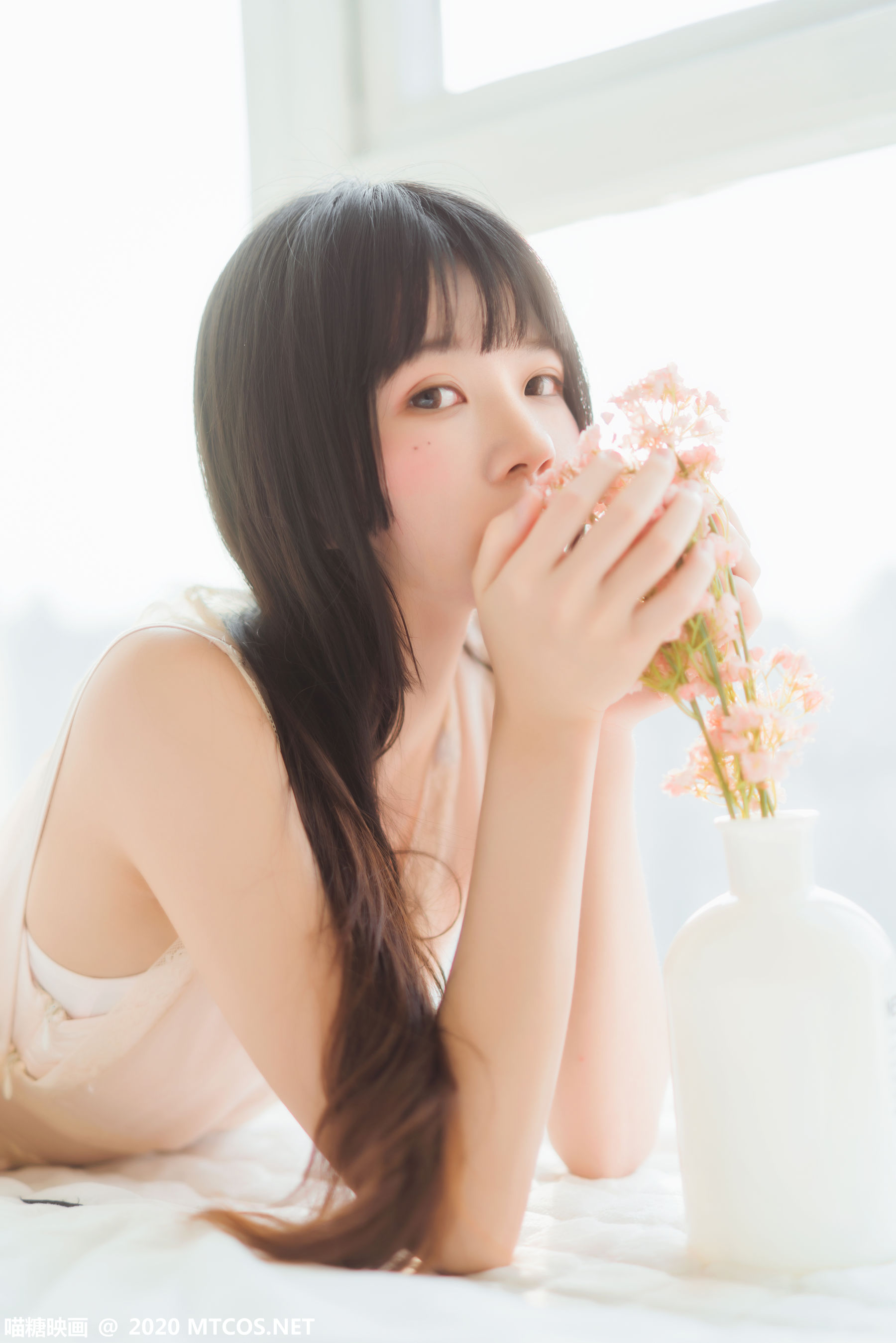 [喵糖映画] VOL.226 桜桃喵 窗边女孩_第2张