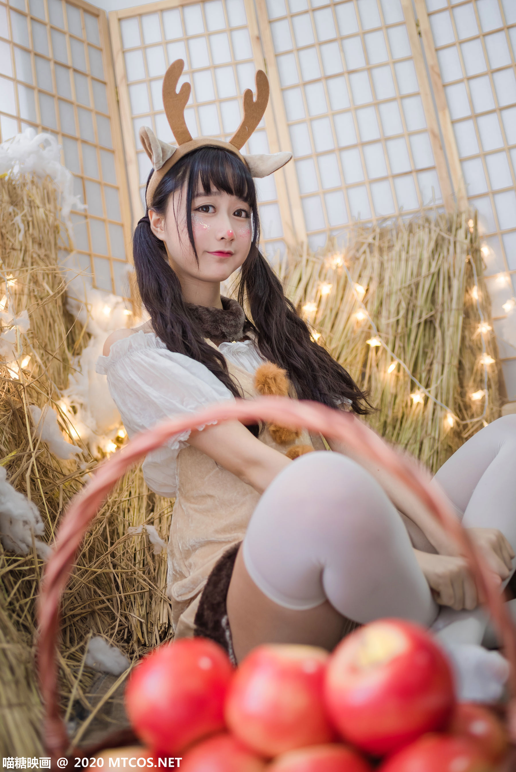 [喵糖映画] VOL.268 木绵绵OwO 一只驯鹿酱_第1张