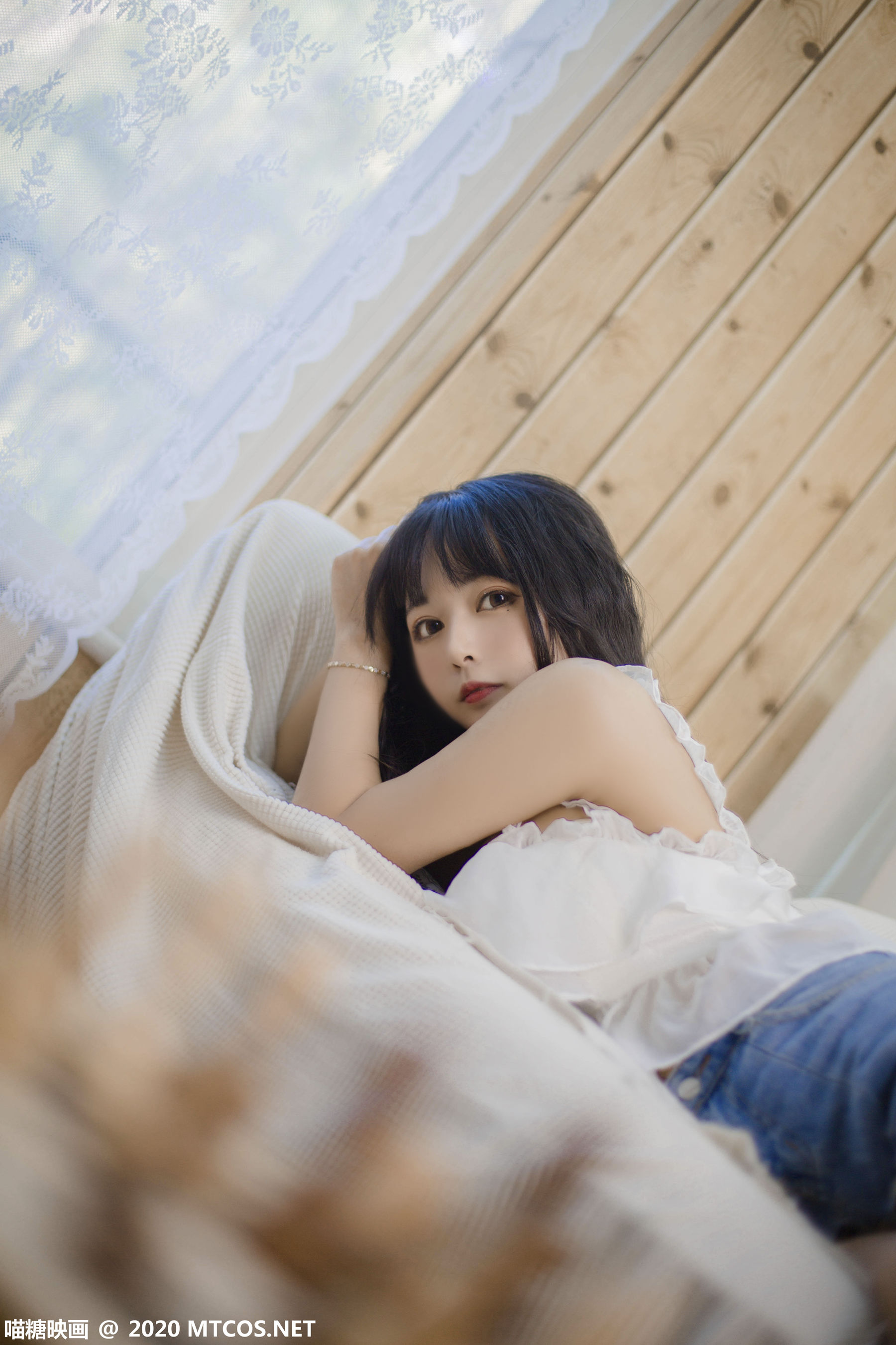 [喵糖映画] VOL.288 黑猫猫OvO 客厅少女_第1张