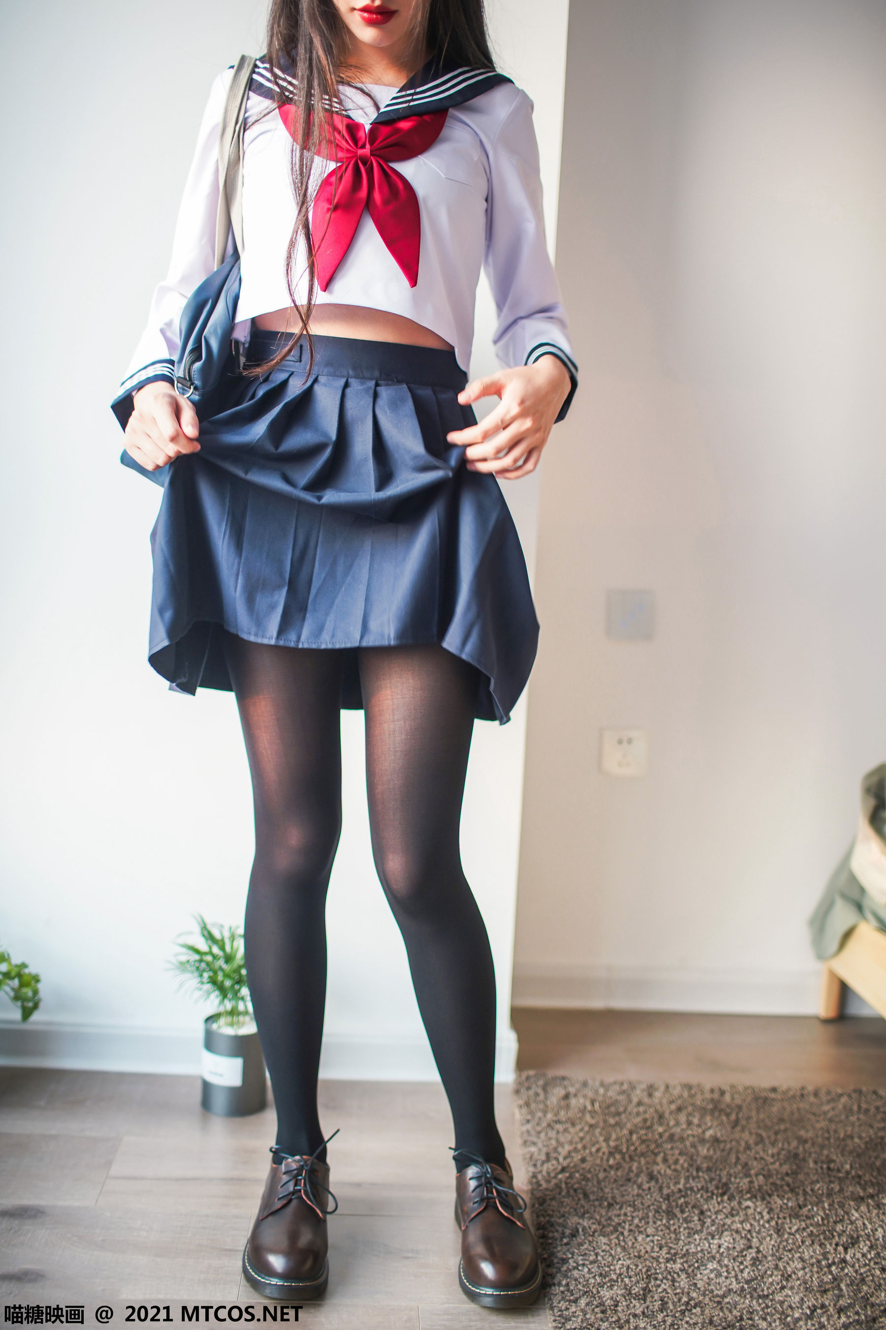 [喵糖映画] VOL.398 小璐sake 邻家少女_第1张