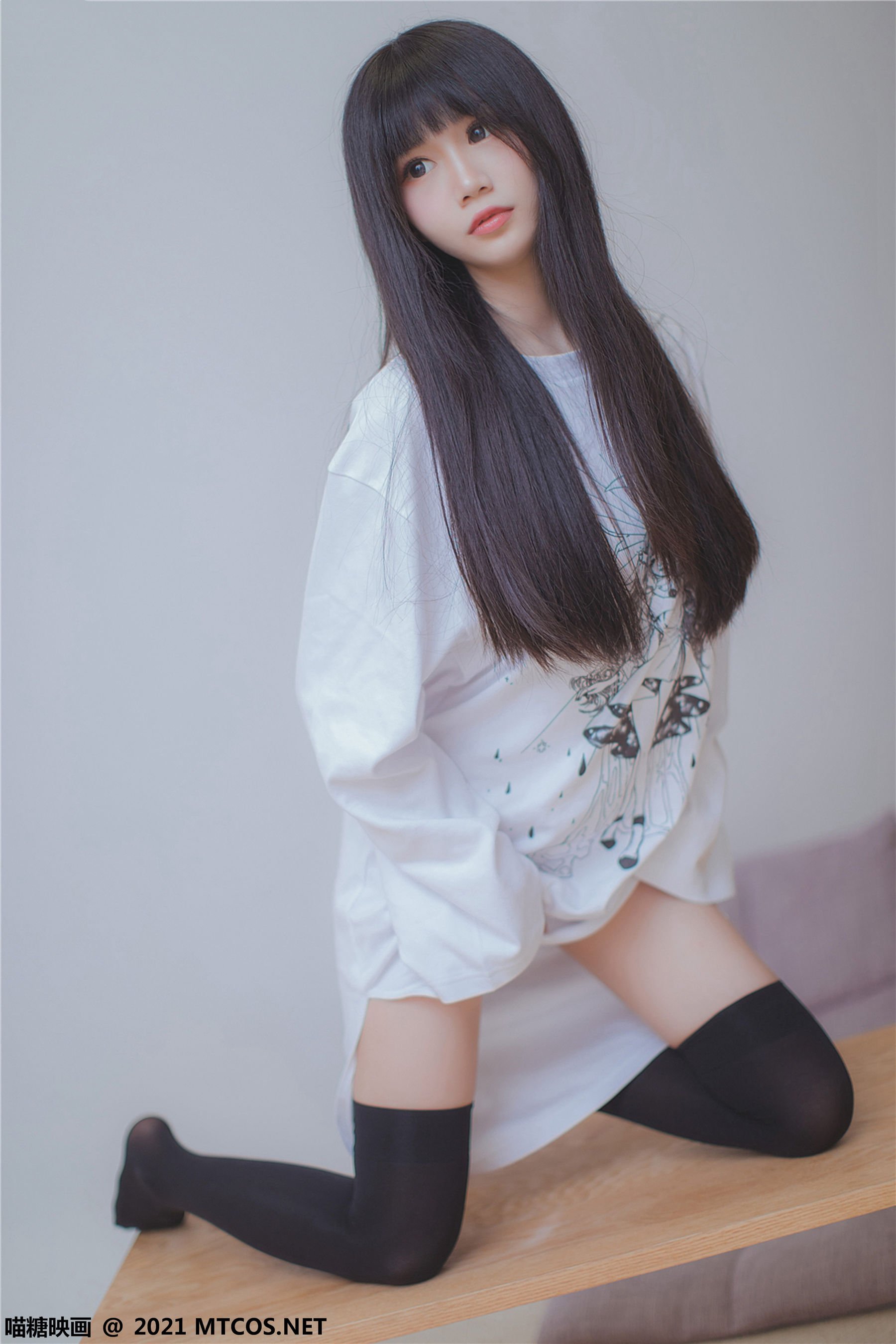 [喵糖映画] VOL.403 鳗鱼霏儿 夏日白T_第2张