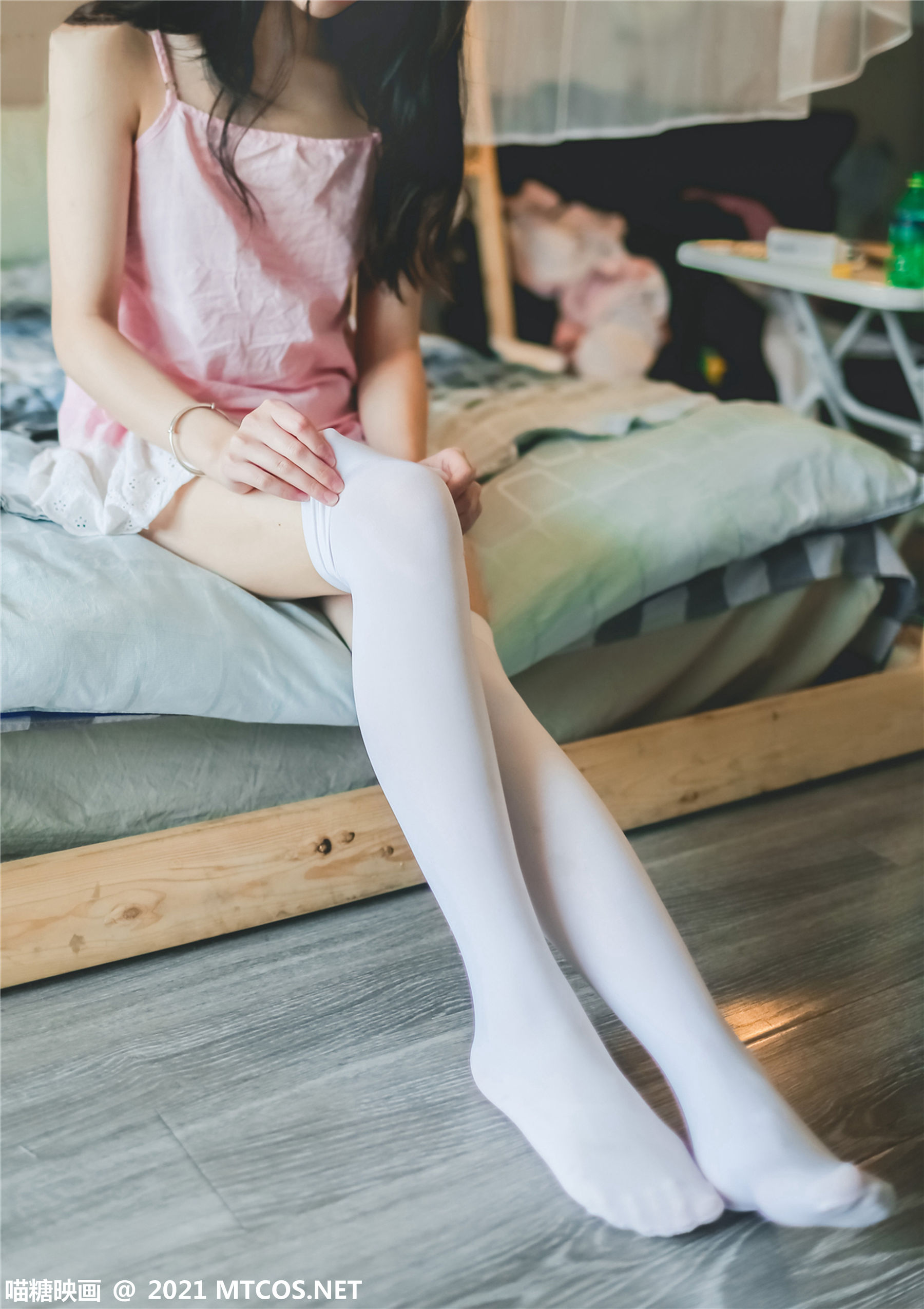 [喵糖映画] VOL.406 小璐sake 粉裙民宿_第2张